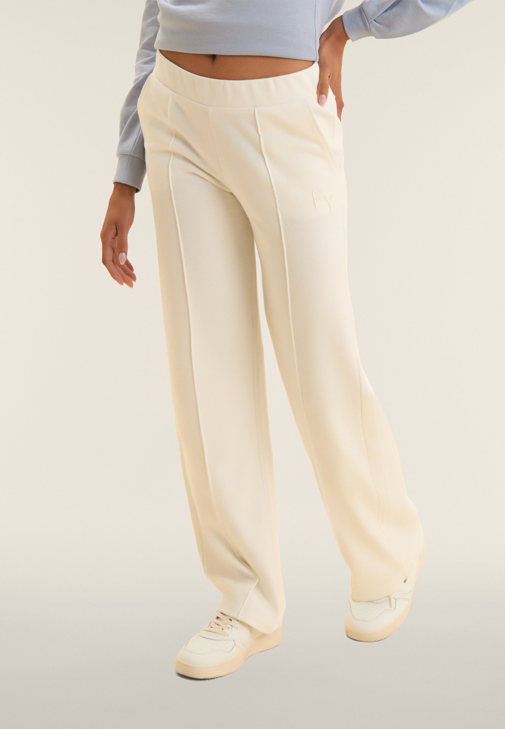 freddy-pantaloni-sportivi-wide-leg-con-logo-fy-ricamato image 1