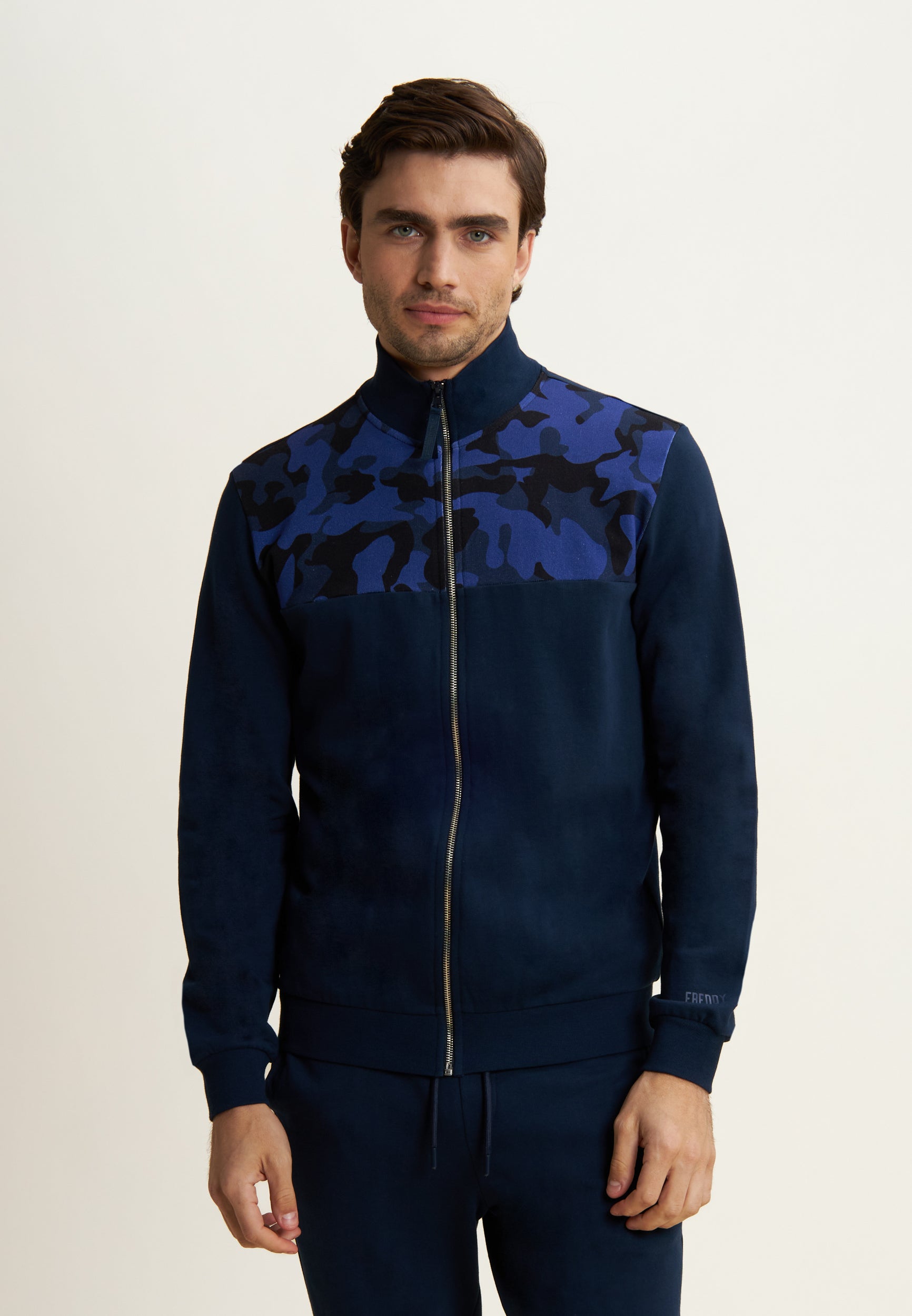 freddy-training-dept-felpa-donna-uomo-collo-alto-con-zip-e-camouflage image 1