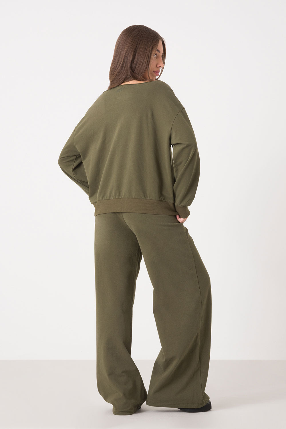 dimensione-danza-maglia-felpa-modal-stretch-donna-scollo-a-barca-animalier image 7