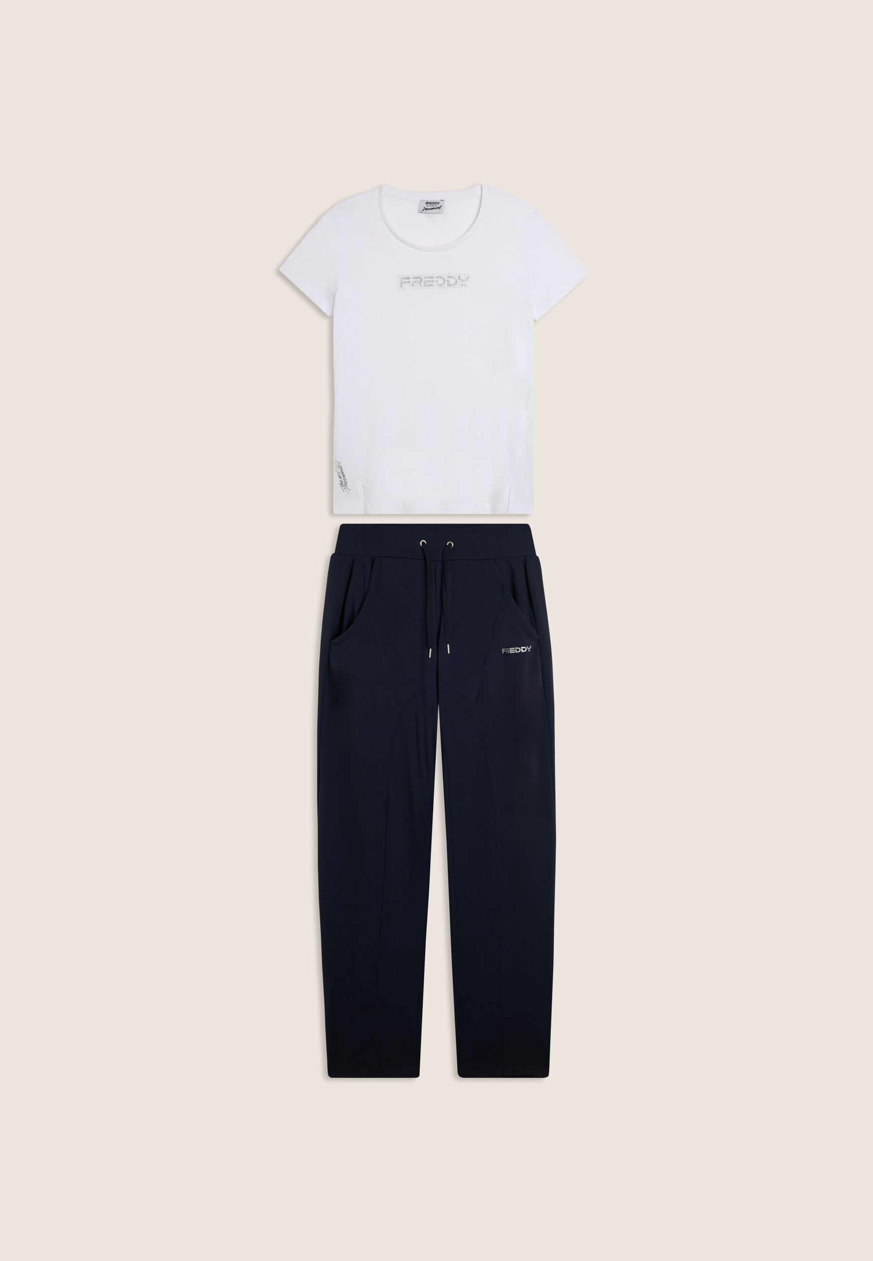 freddy-completo-donna-t-shirt-comfort-pantalone-gamba-dritta image 6