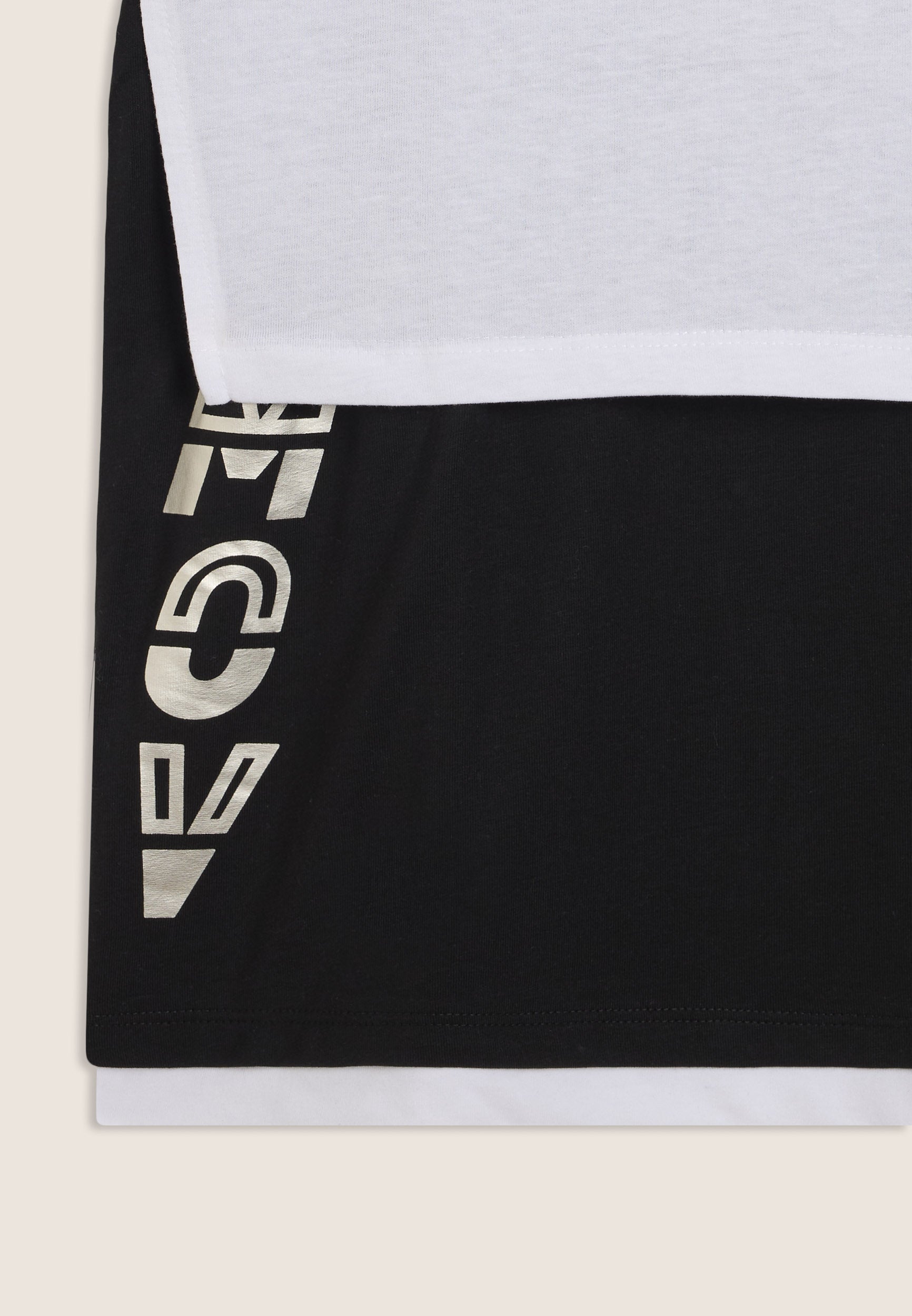 freddy-wr-up-completo-t-shirt-cropped-e-canotta-con-stampa-perlata image 3