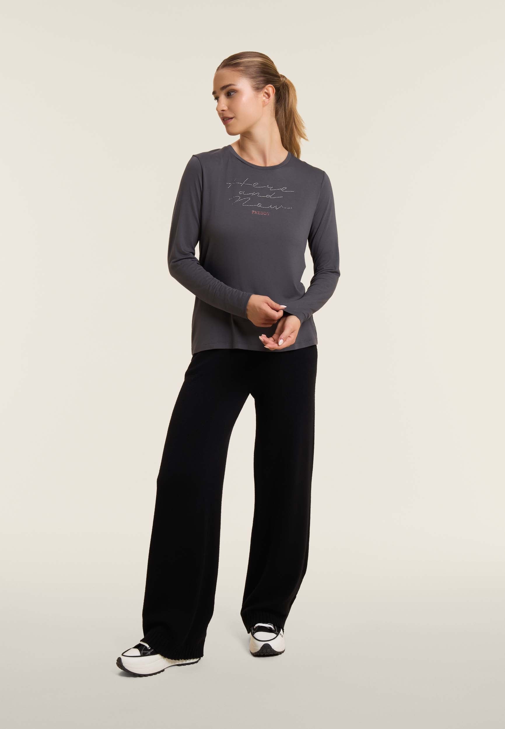freddy-t-shirt-donna-manica-lunga-con-scritta-here-and-now-in-strass image 2