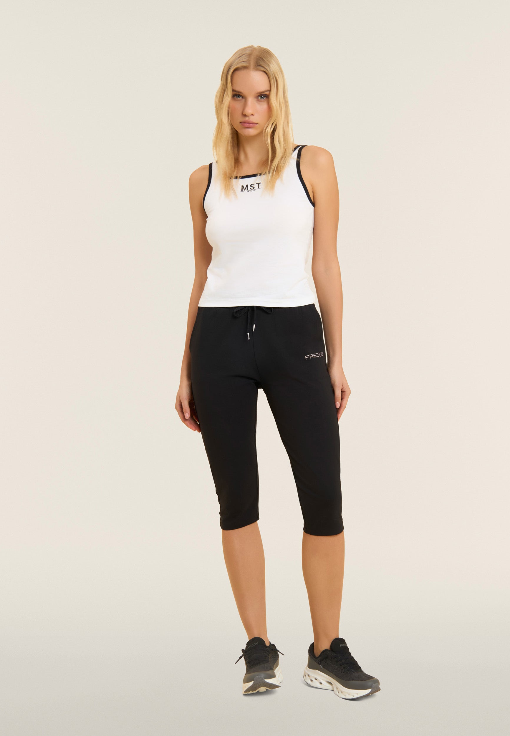 freddy-pantaloni-sportivi-corsaro-con-coulisse-e-logo-freddy-perline image 5