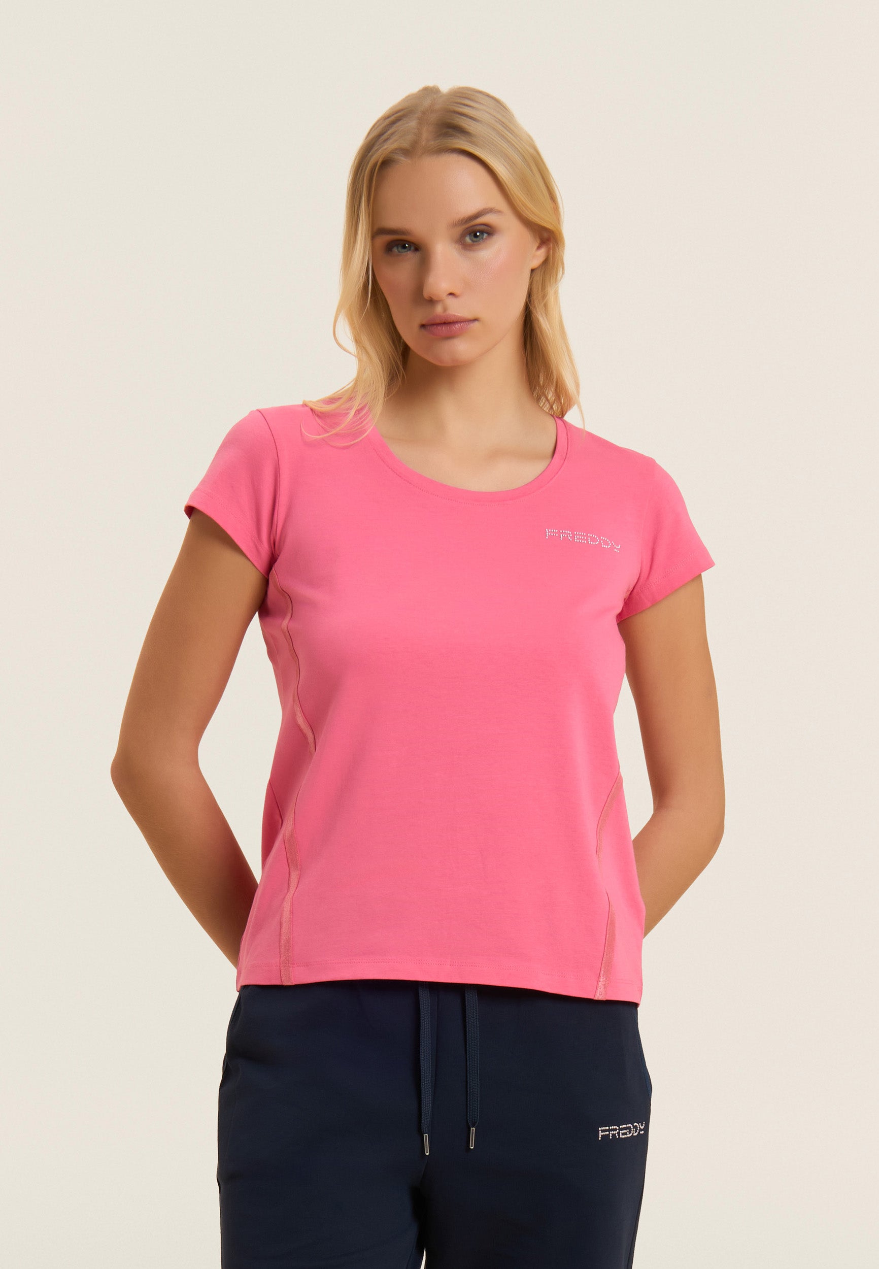 freddy-t-shirt-donna-manica-corta-logo-perline-con-inserti-elastici image 1