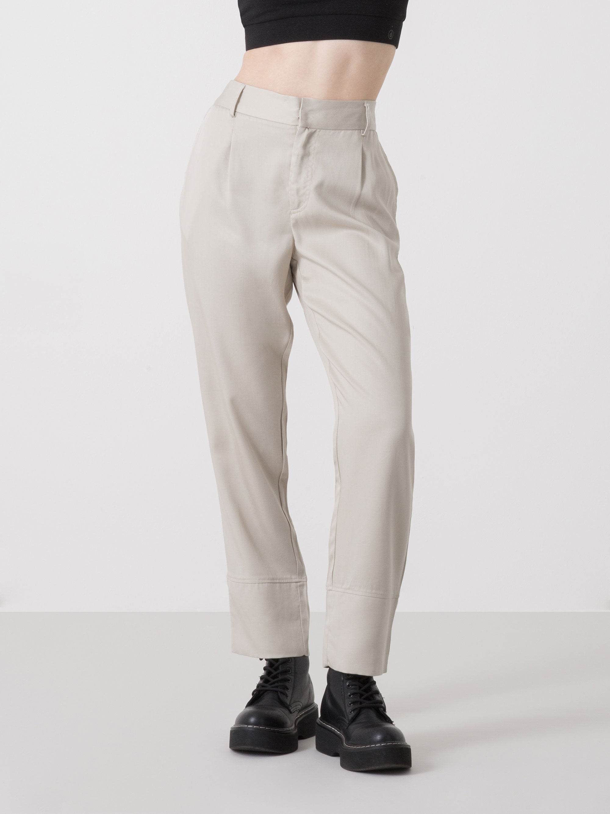 dimensione-danza-city-pantaloni-donna-in-popeline-di-tencel-linea-dritta image 2