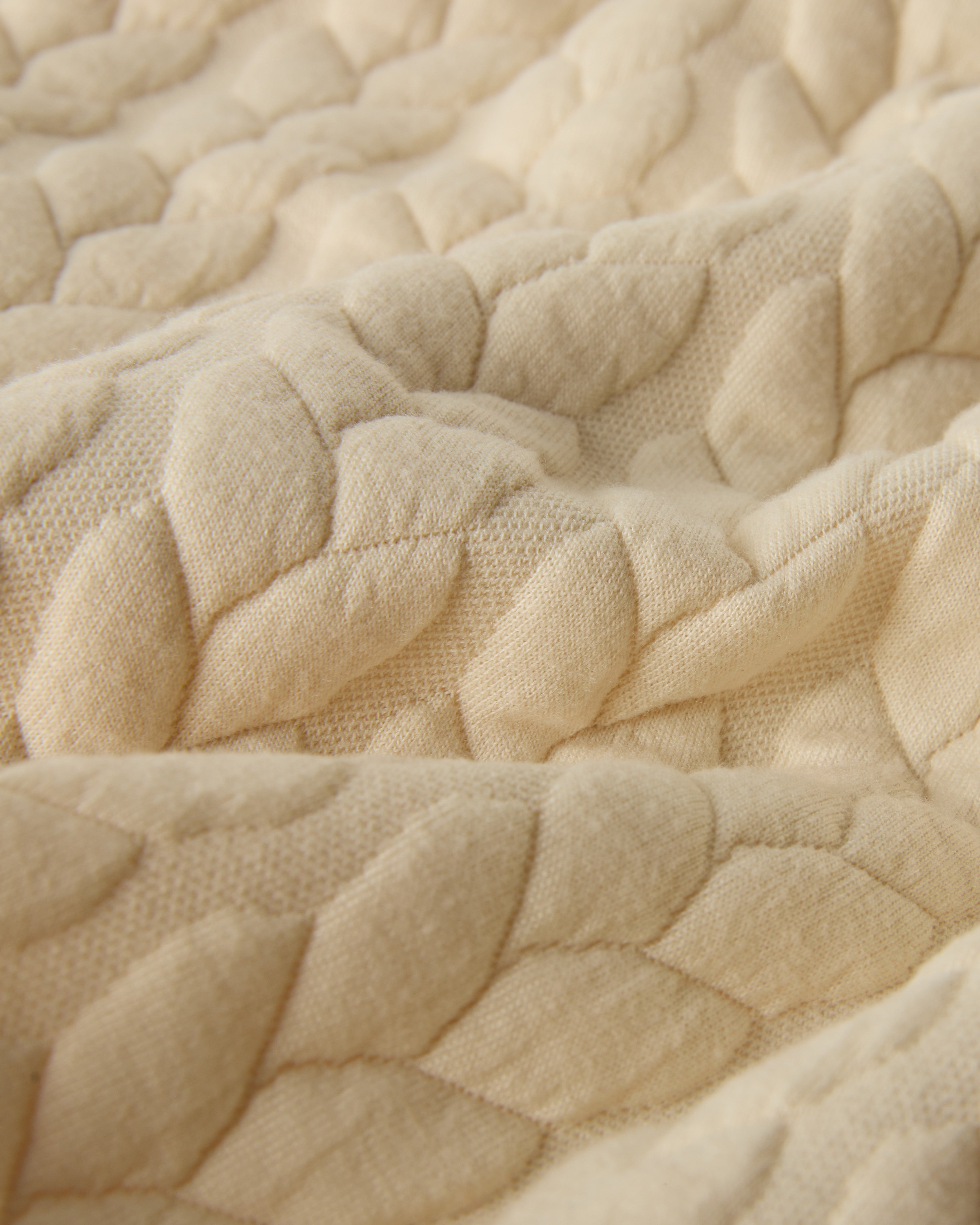 australian-winterly-tuta-braid-silky-touch-color-latte image 3