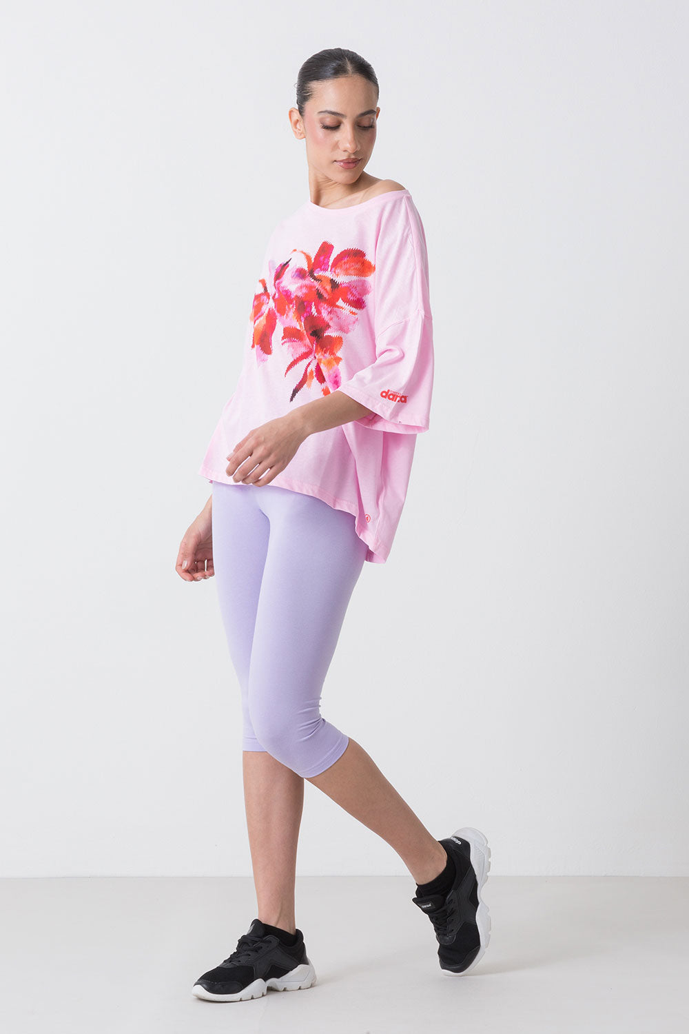 dimensione-danza-summer-t-shirt-donna-in-jersey-leggero-con-grafica-floreale image 2