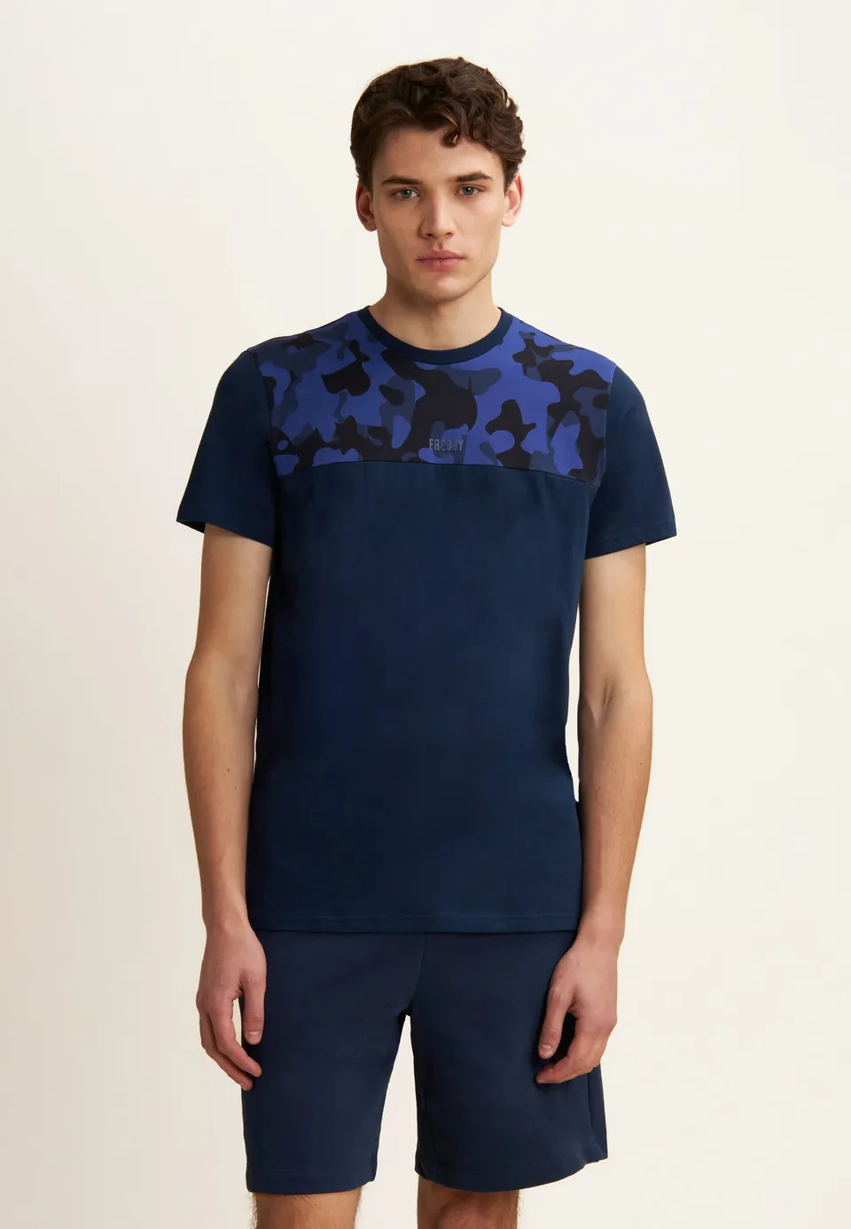 freddy-t-shirt-donna-regular-fit-con-inserto-camouflage image 1