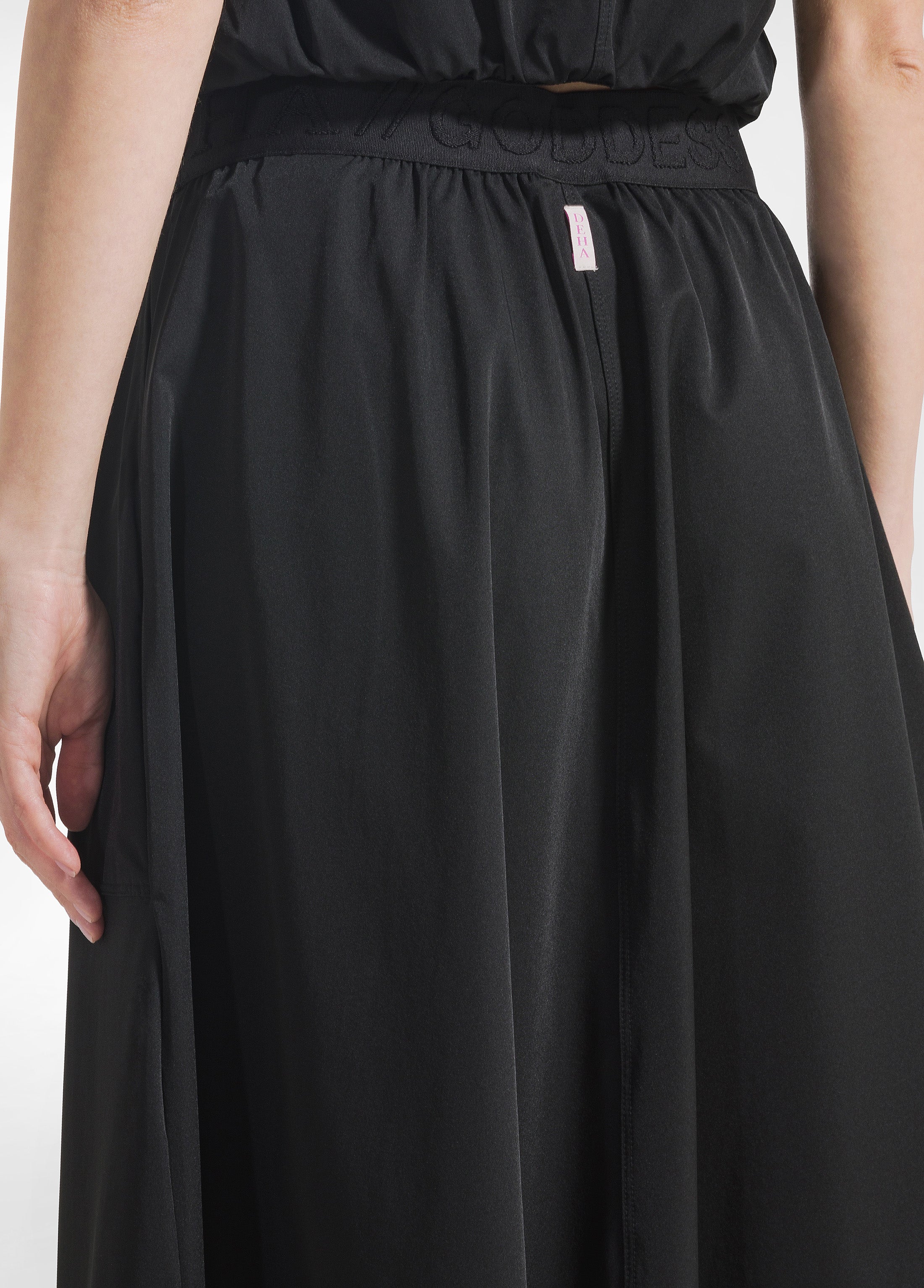 deha-gonna-lunga-in-nylon-con-logo-nero image 4