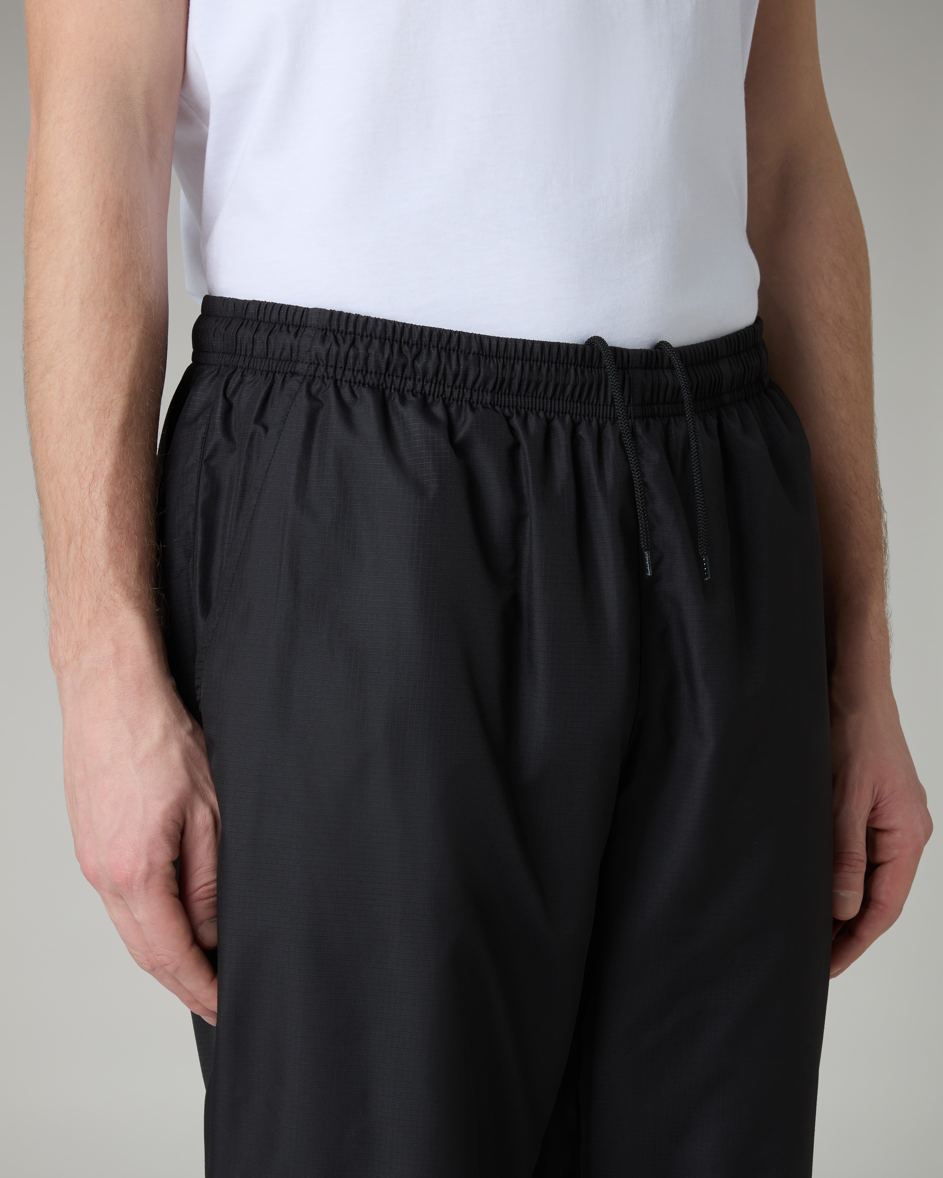 australian-nocturna-brice-tracksuit-tuta-nero-con-piping-rifrangente image 6