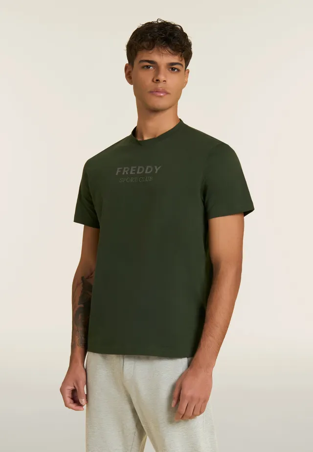 freddy-t-shirt-uomo-regular-fit-con-grafica-centrale-gommata image 1
