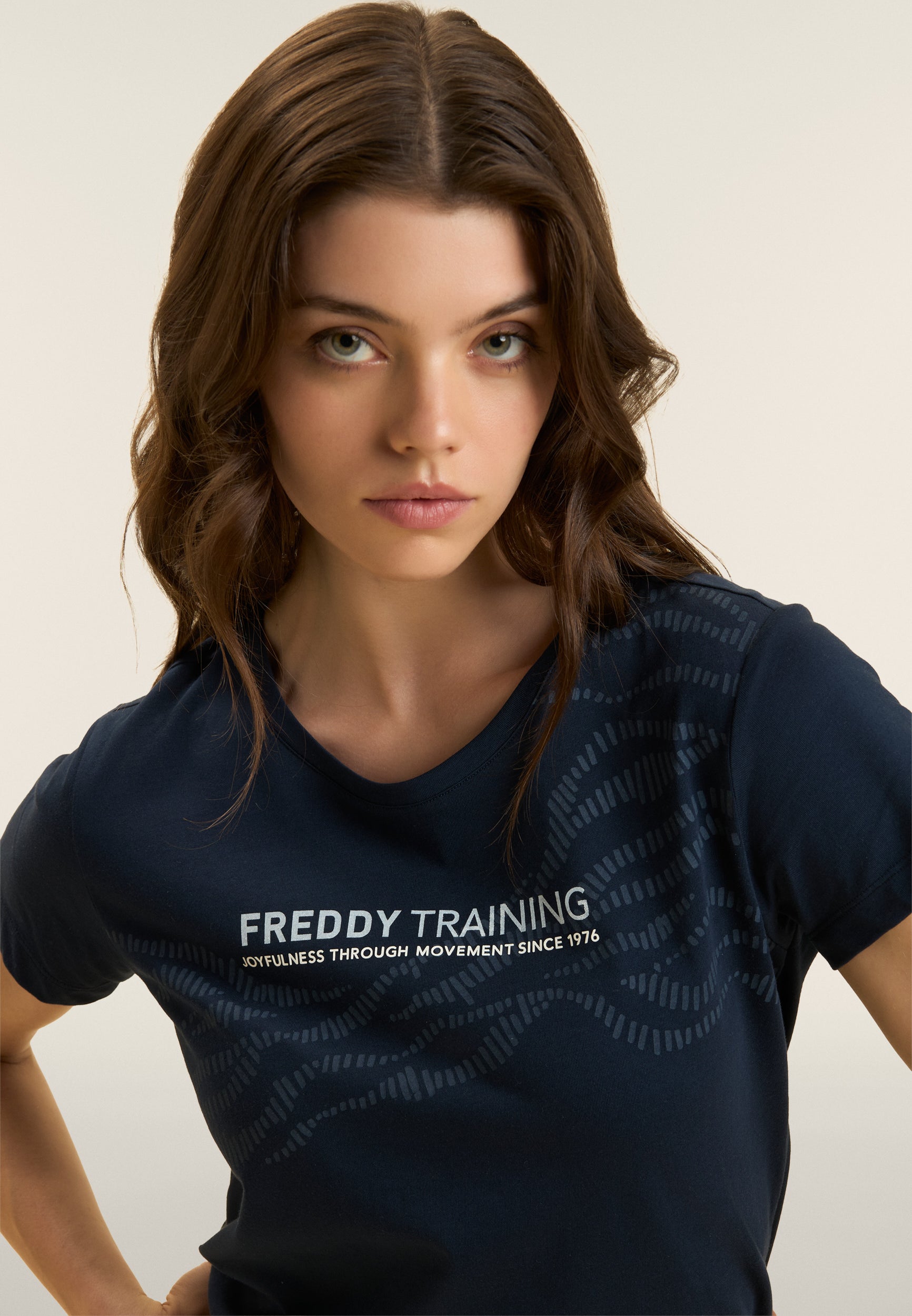 freddy-training-t-shirt-con-motivo-grafico-in-cotone image 4