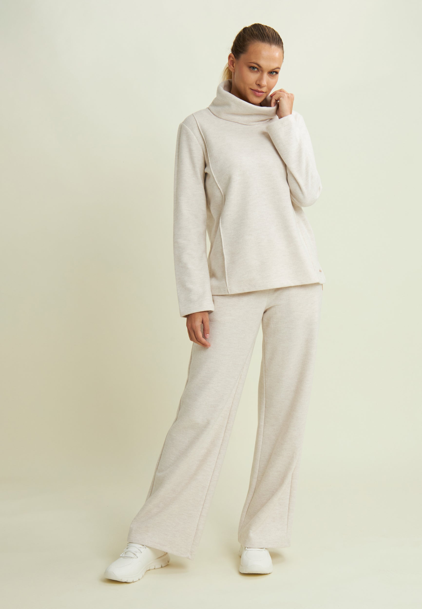 freddy-felpa-donna-svasata-collo-alto-effetto-tricot image 5