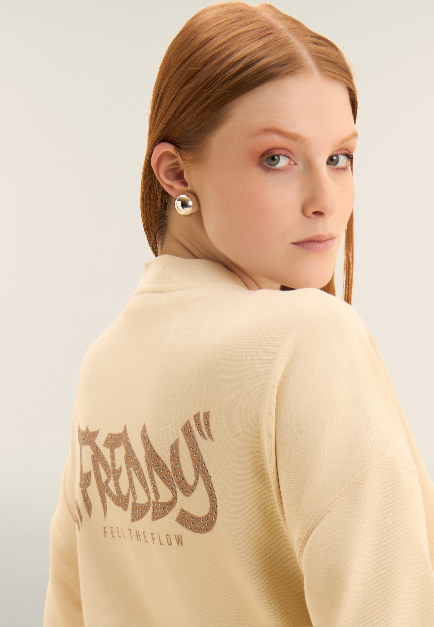 freddy-felpa-zip-oversize-grafica-posteriore-feel-the-flow-french-terry image 4