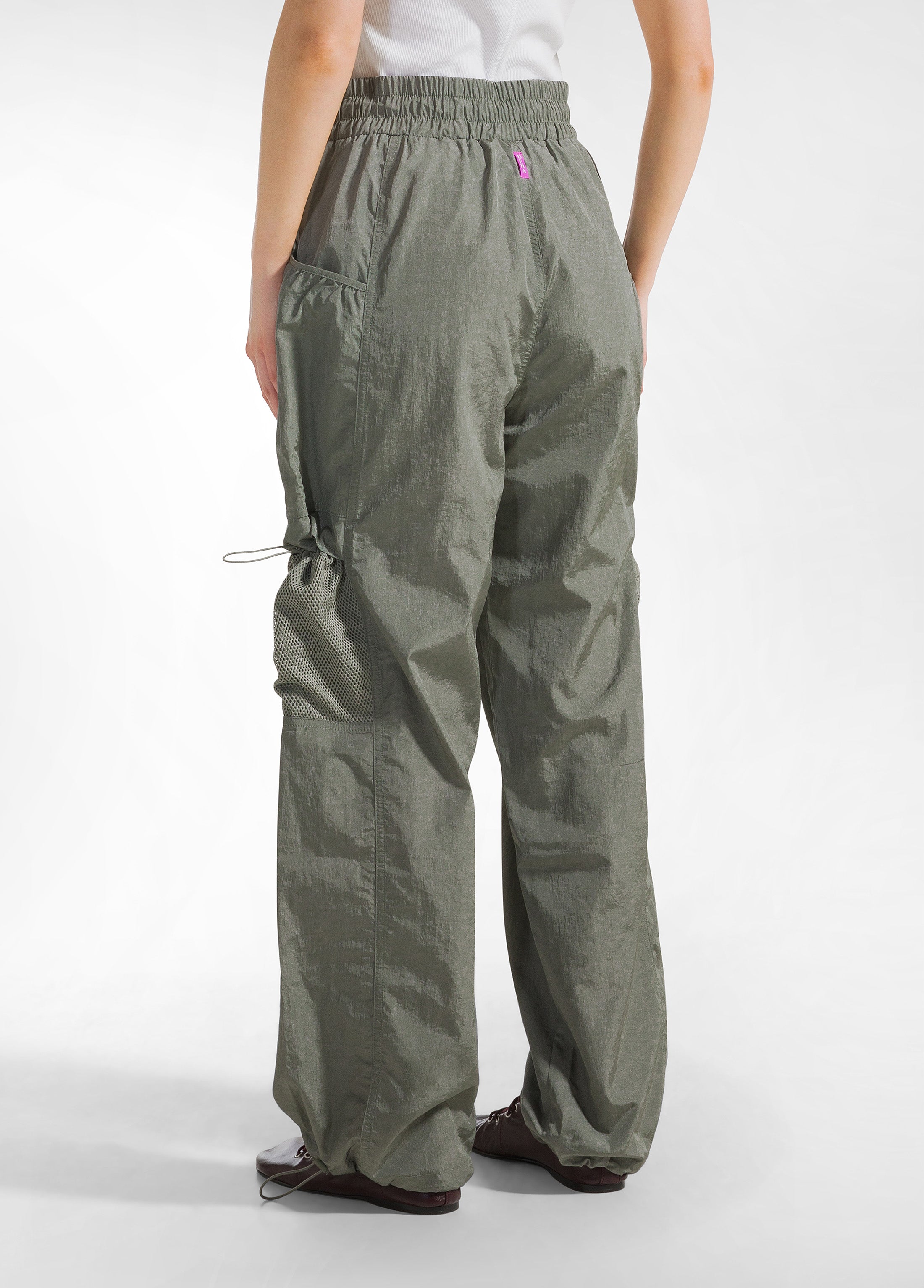deha-pantalone-balloon-in-nylon-verde-cargo image 3