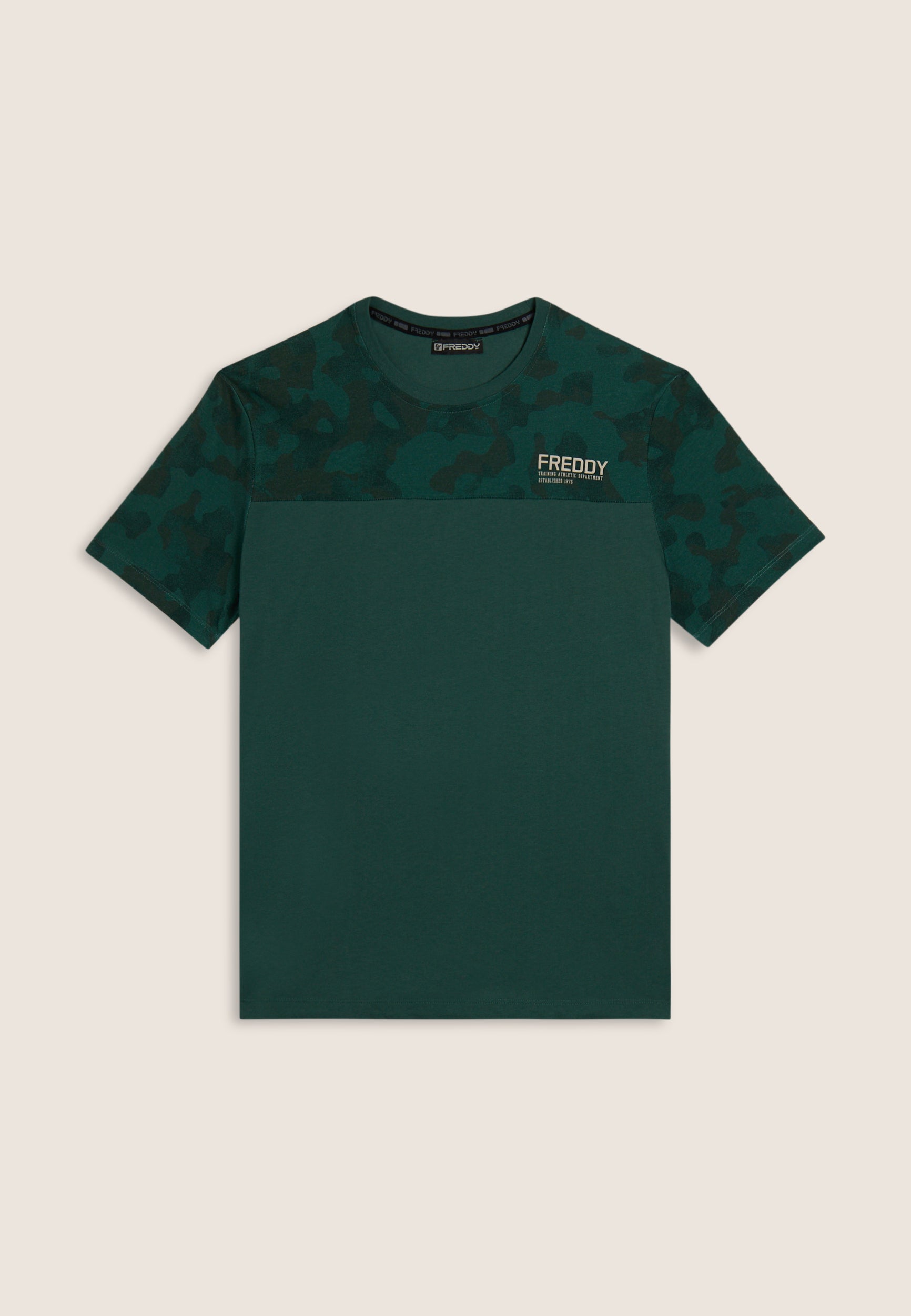 freddy-wr-up-t-shirt-camouflage-logo-cuore-fondo-tinta-unita image 5