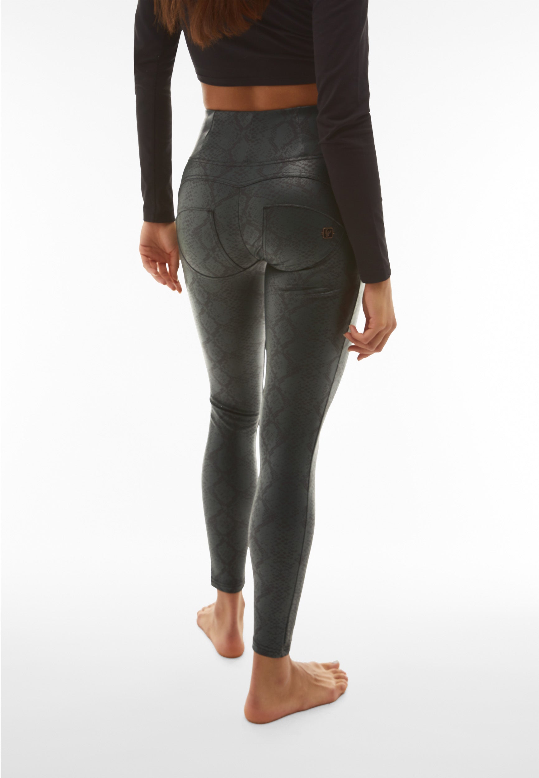 freddy-pantaloni-push-up-wr-up-vita-alta-in-similpelle-pitonata-colorata image 3