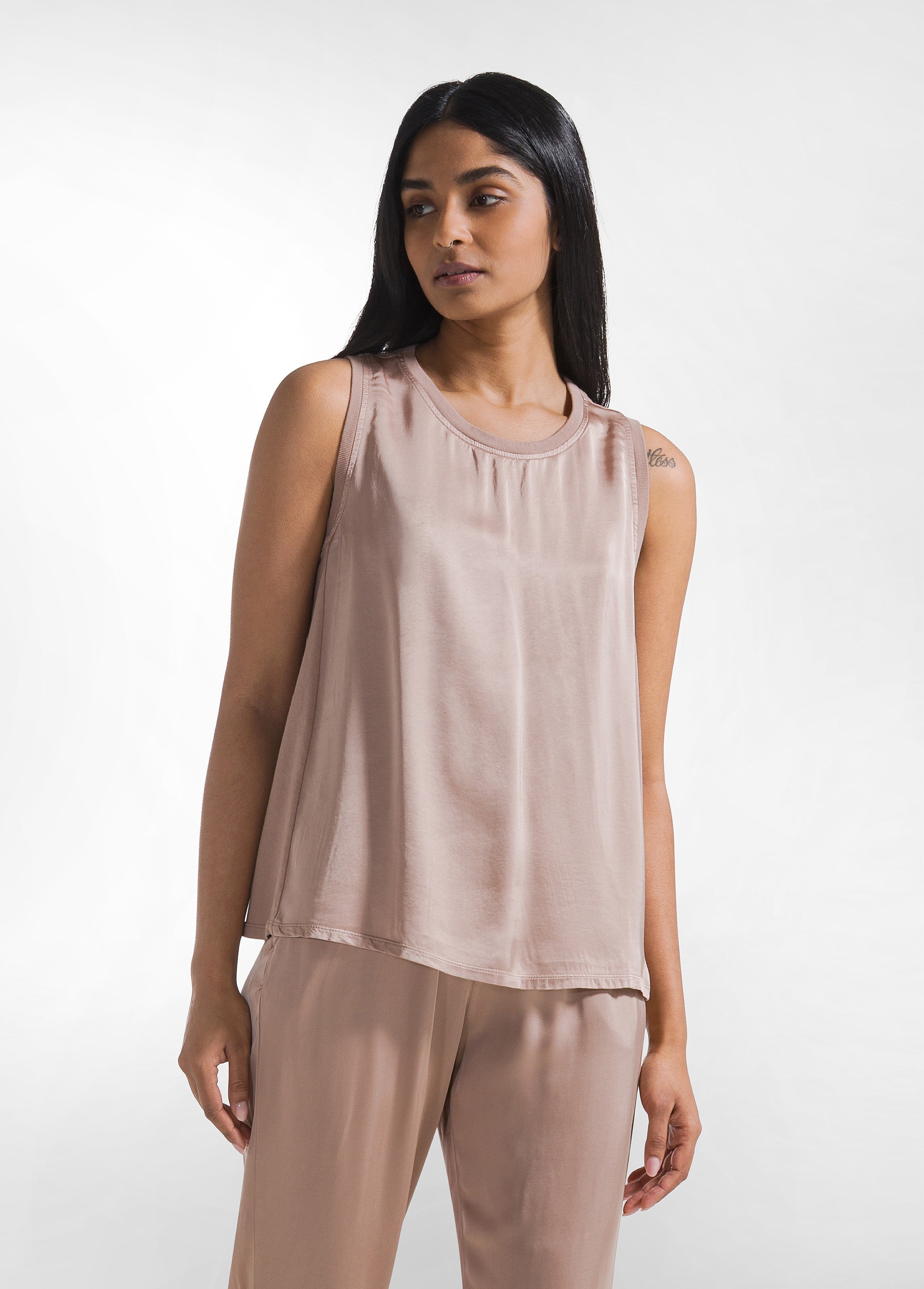 deha-top-in-satin-con-dettaglio-arricciato-marrone image 1