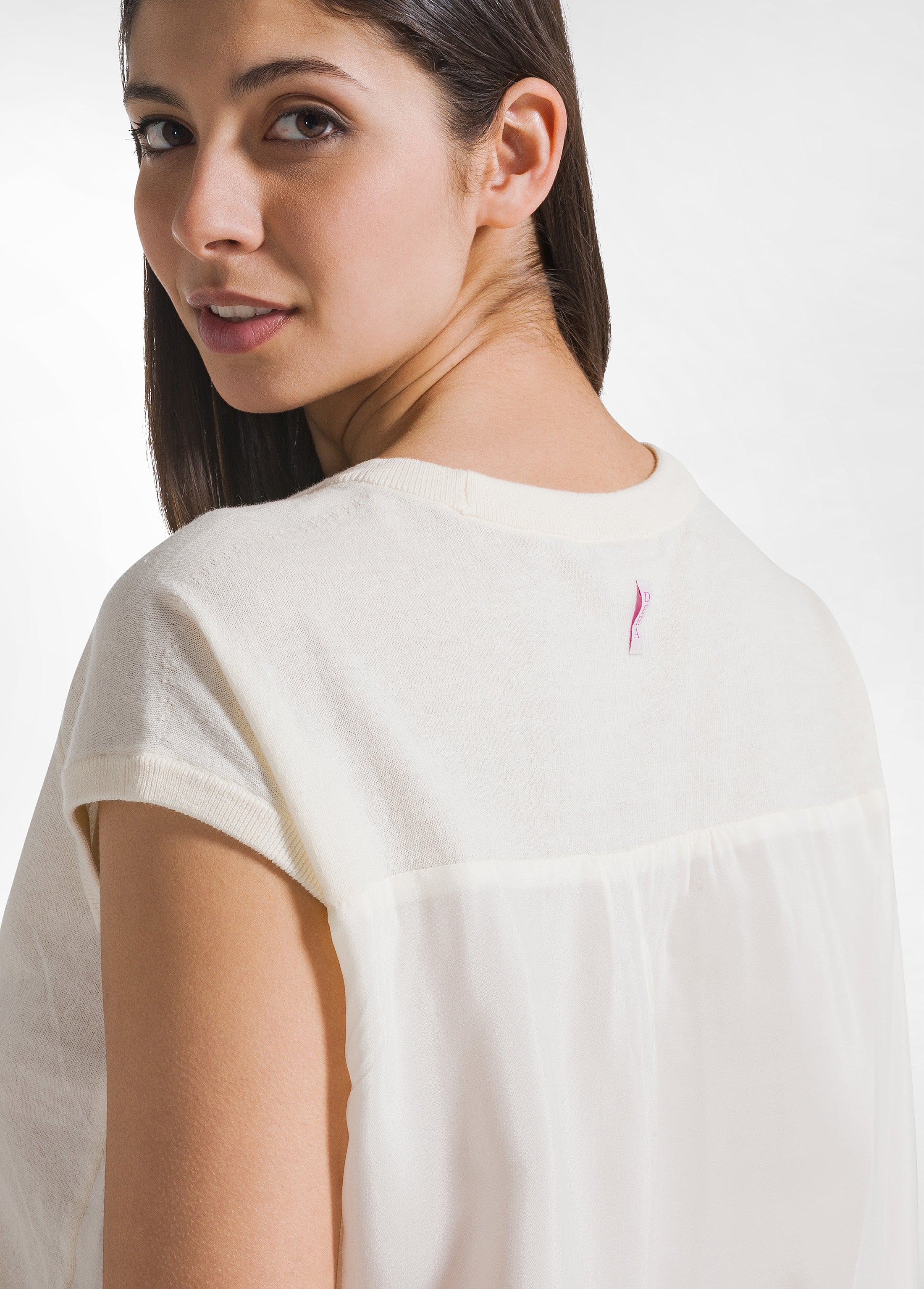 deha-top-in-seta-combinata-bianco-scollo-a-v-d42373 image 3