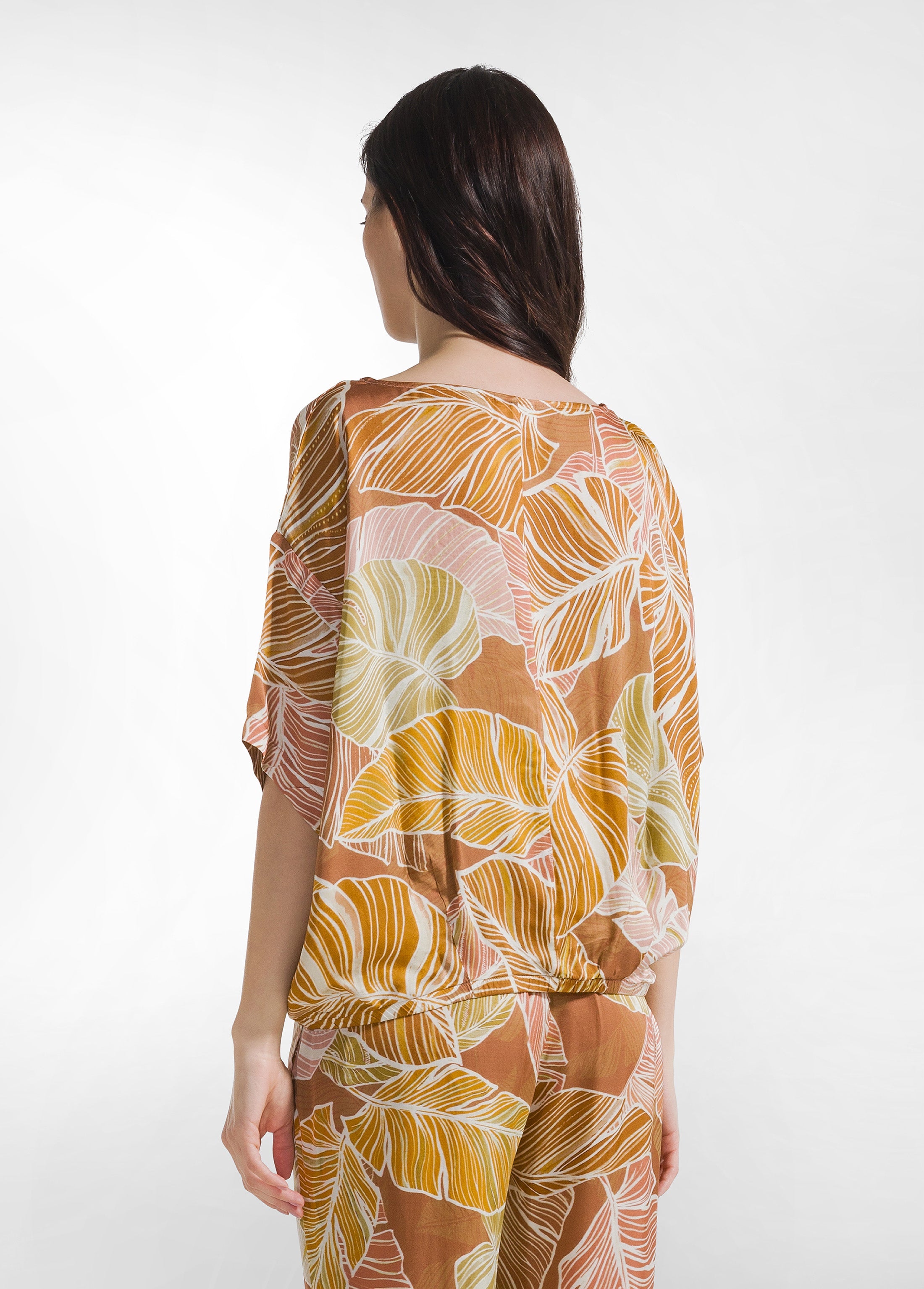 deha-blusa-in-raso-stampato-marrone-top-leisurewear-donna image 2