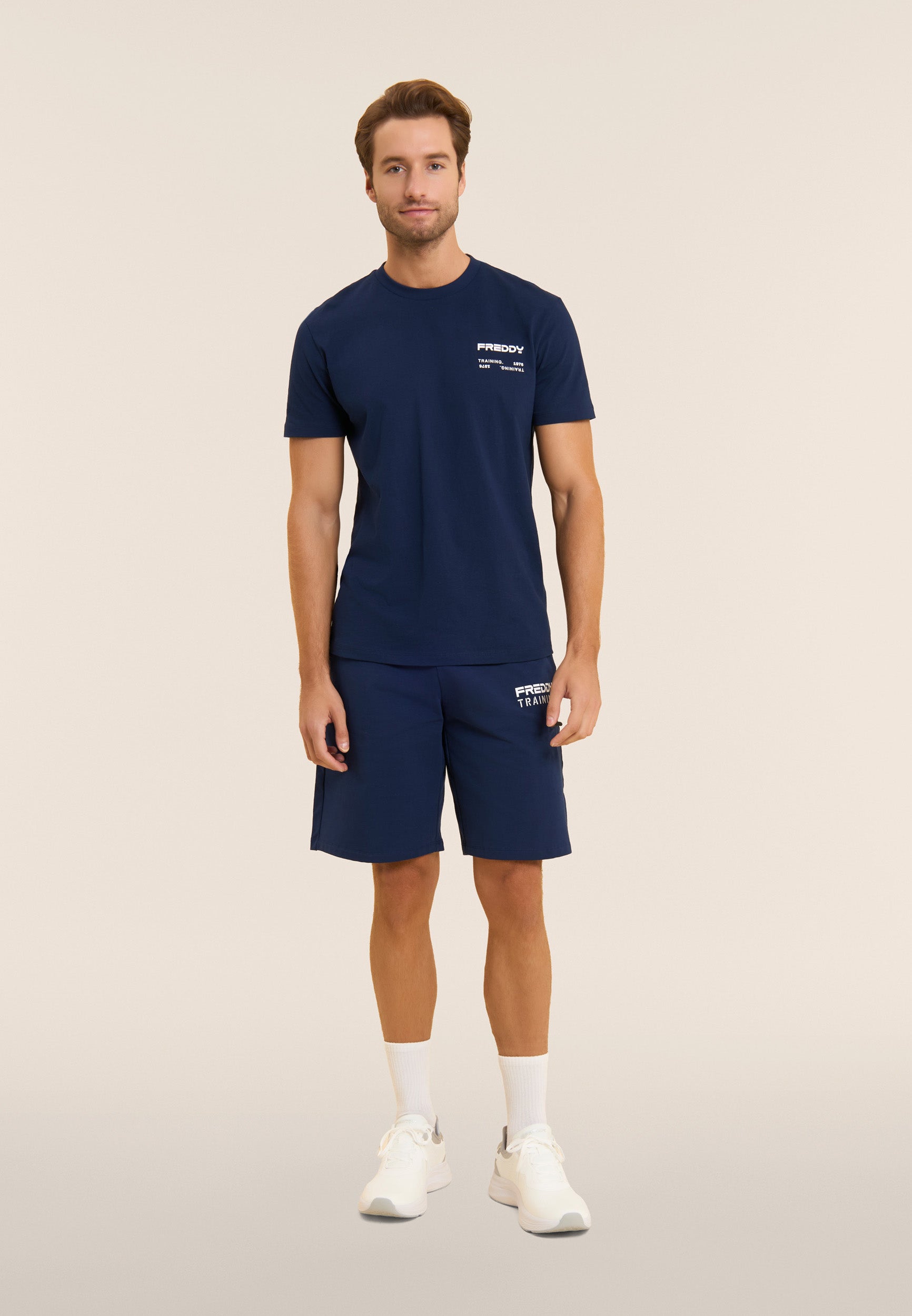freddy-t-shirt-uomo-in-cotone-con-logo-effetto-gommato image 2