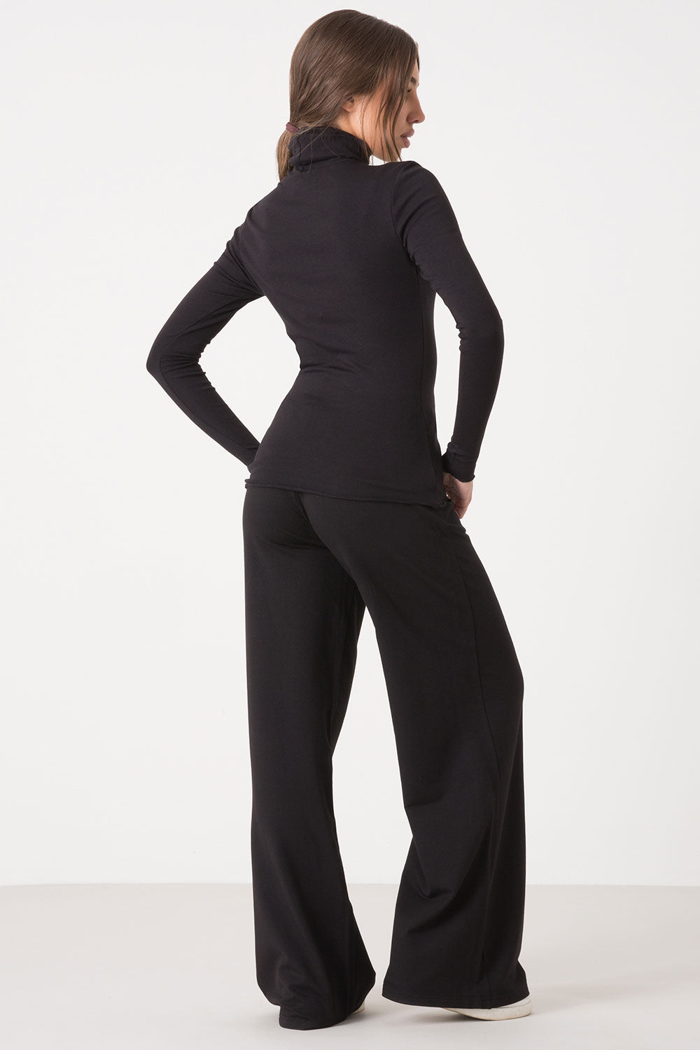 dimensione-danza-lupetto-in-modal-a-costine-slim-fit image 3