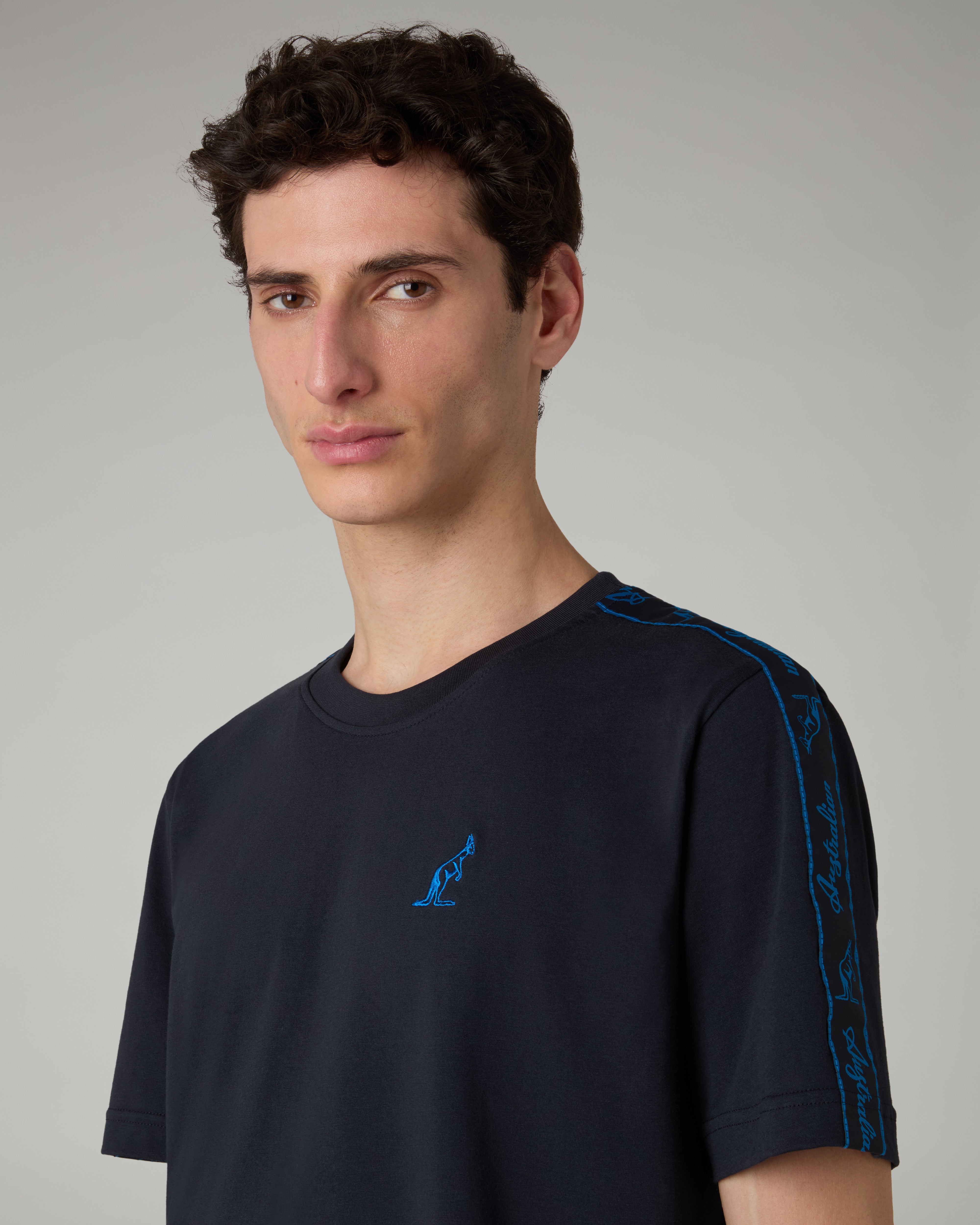 australian-blue-tape-t-shirt-blu-navy-cotone-regular-fit image 4