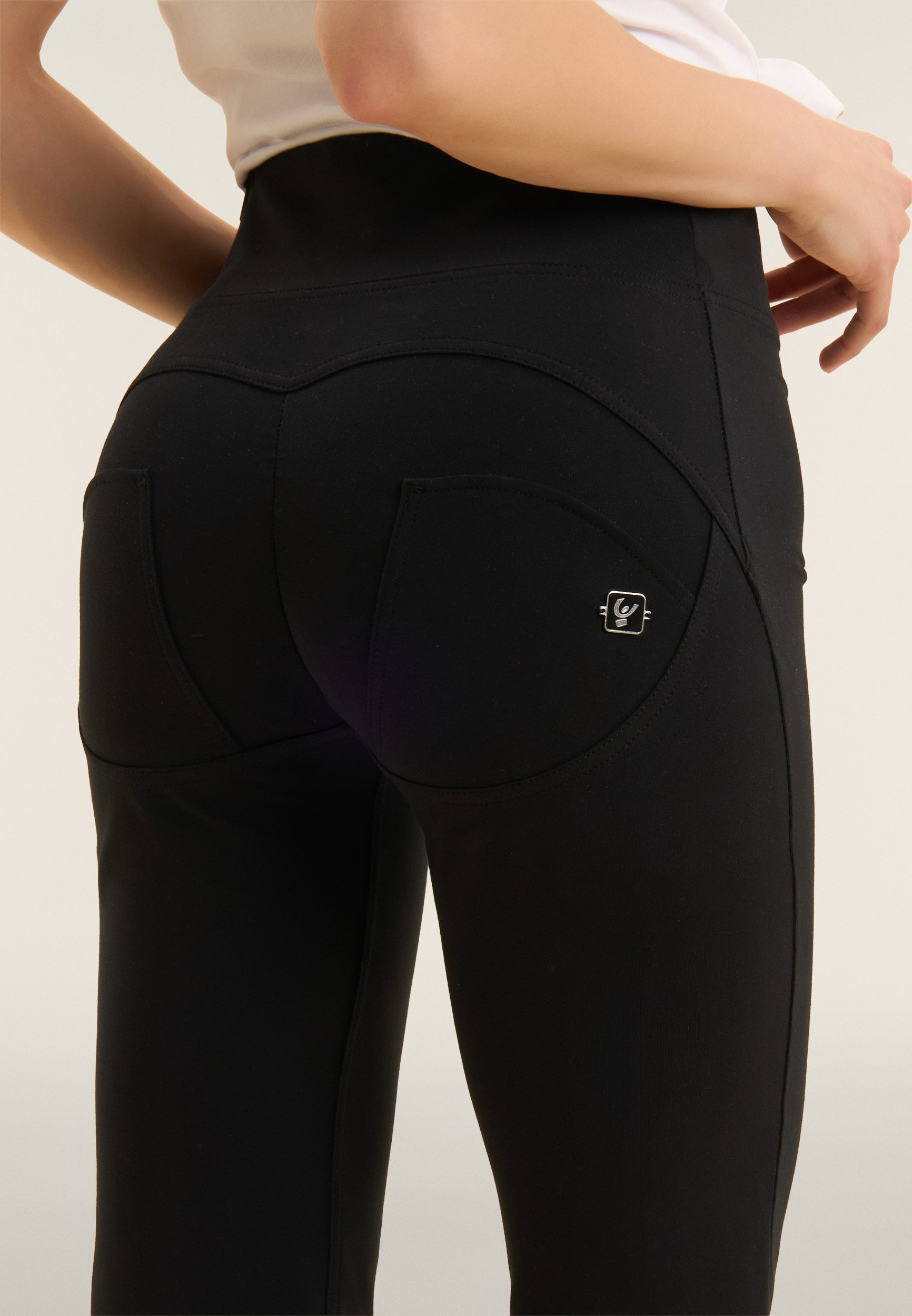 freddy-pantaloni-donna-wr-up-bootcut-vita-alta-heavy-jersey image 4