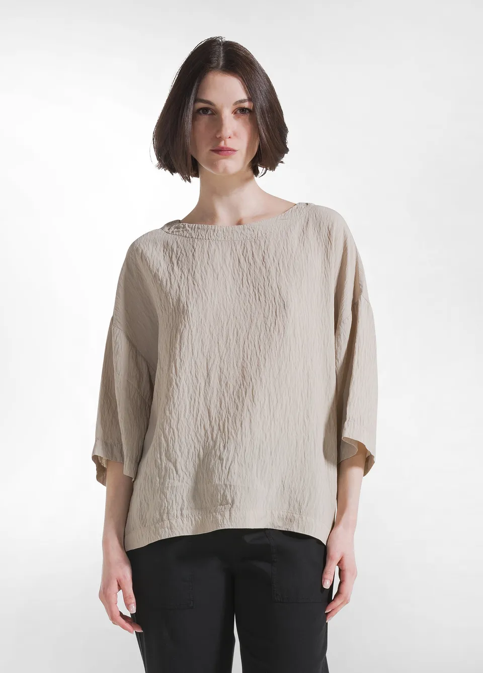 deha-t-shirt-ampia-in-viscosa-effetto-crinkle-beige image 1
