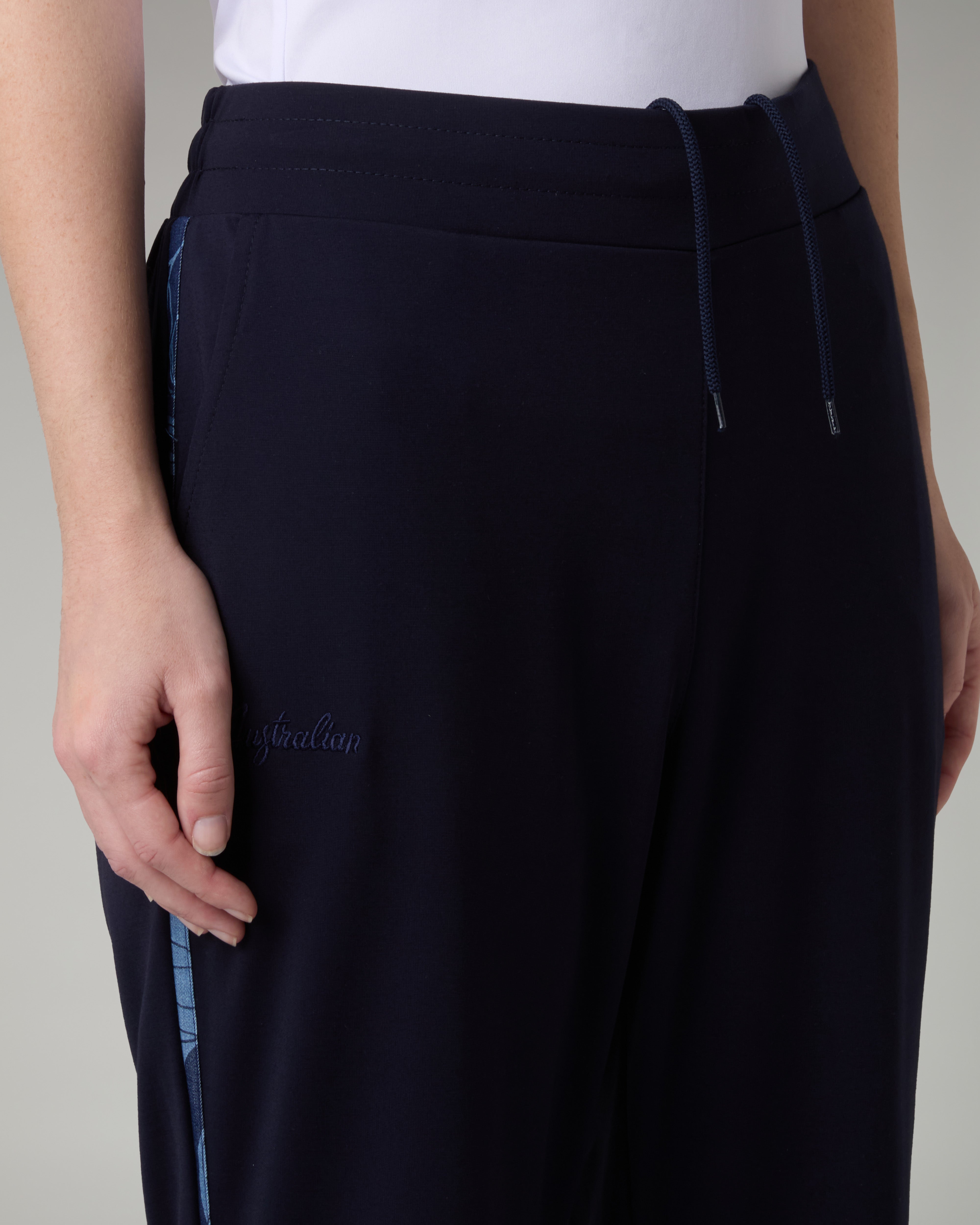 australian-flow-chambray-tracksuit-eclipse-blue image 7