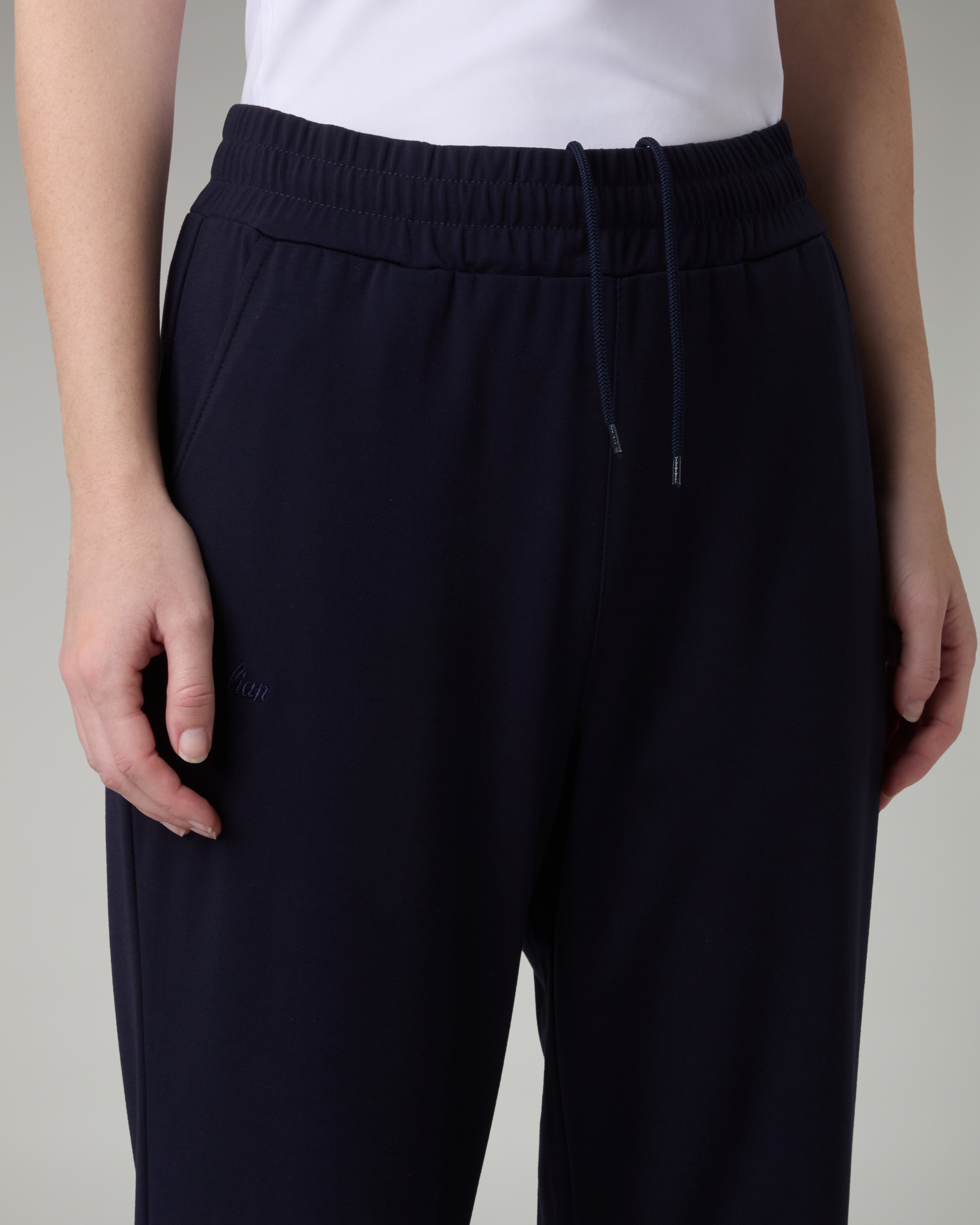 australian-grace-tracksuit-tuta-donna-flow-interlock-eclipse-blue-full-zip image 7