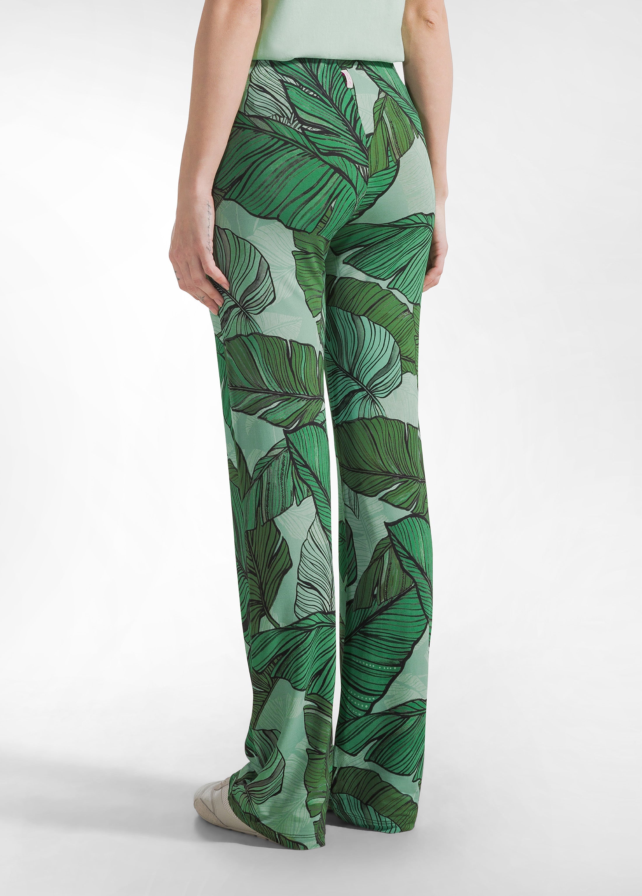 deha-pantalone-fluido-in-viscosa-stampata-verde-pantaloni-leisurewear-donna image 3