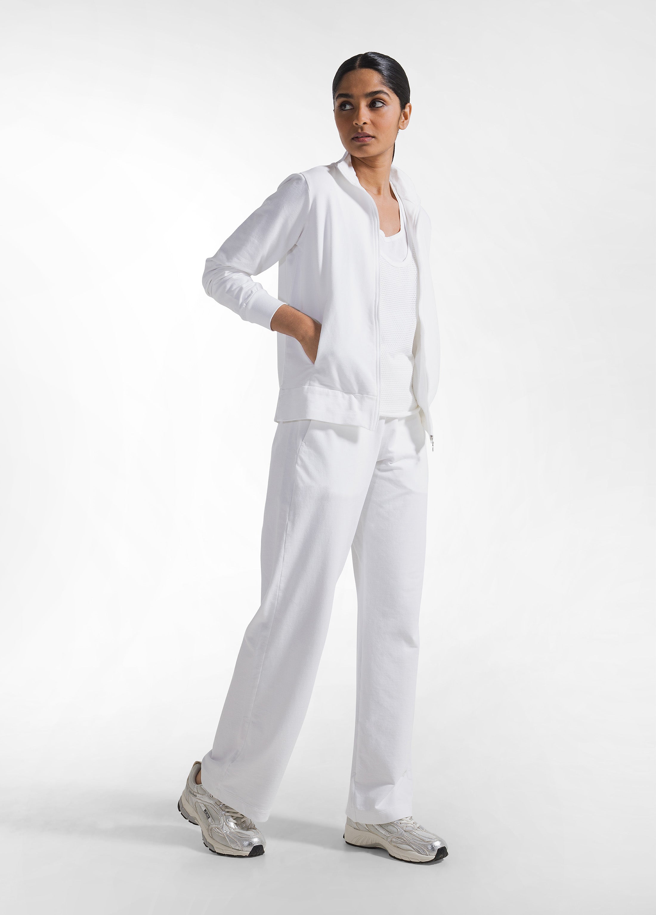 deha-felpa-leggera-core-con-zip-bianca image 4