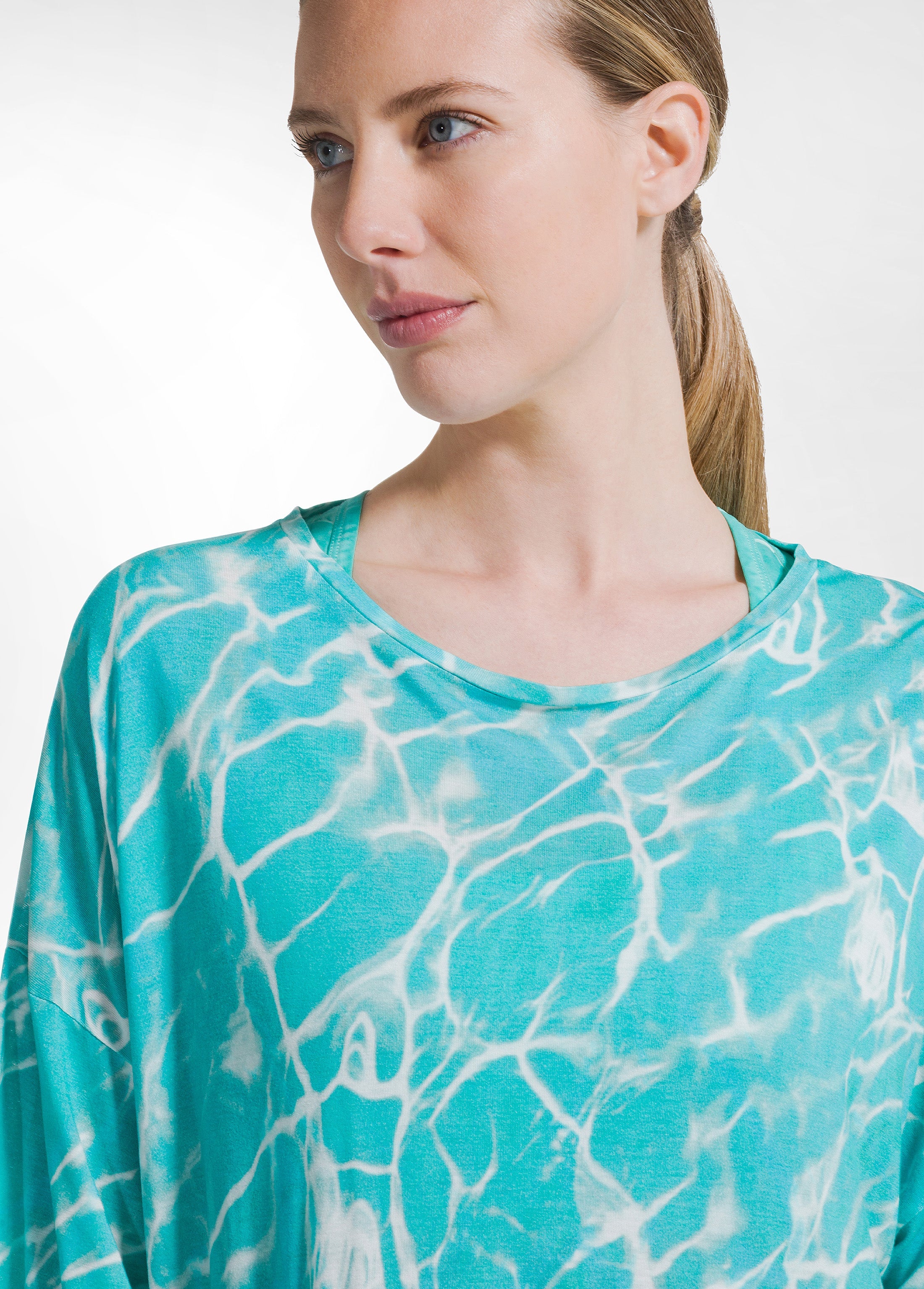 deha-t-shirt-oversize-allover-in-viscosa-ecovero-blu image 3