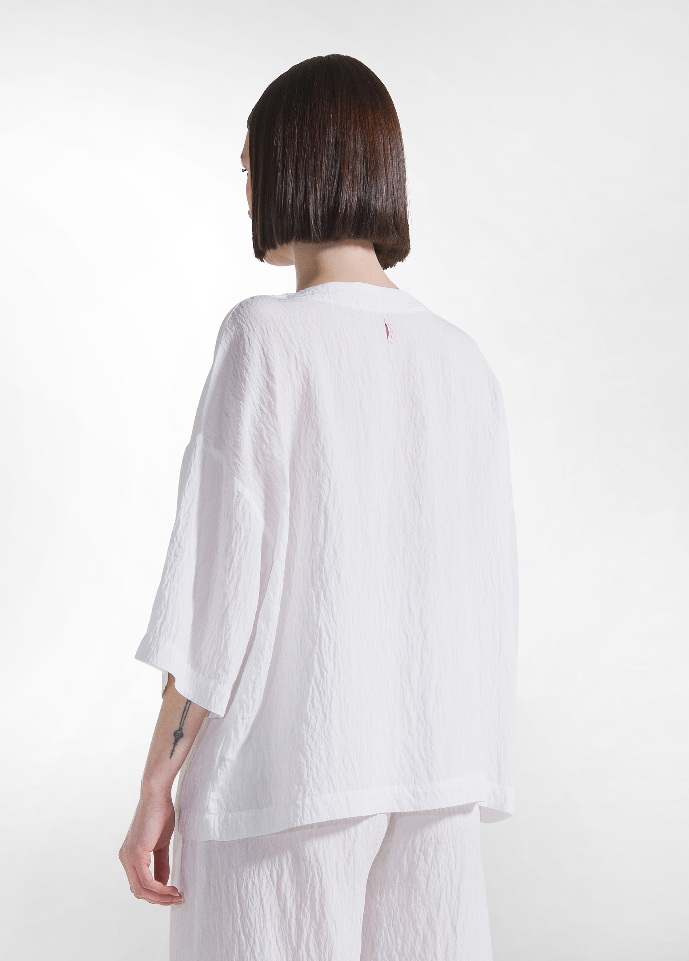 deha-t-shirt-ampia-in-viscosa-effetto-stropicciato-bianco image 2