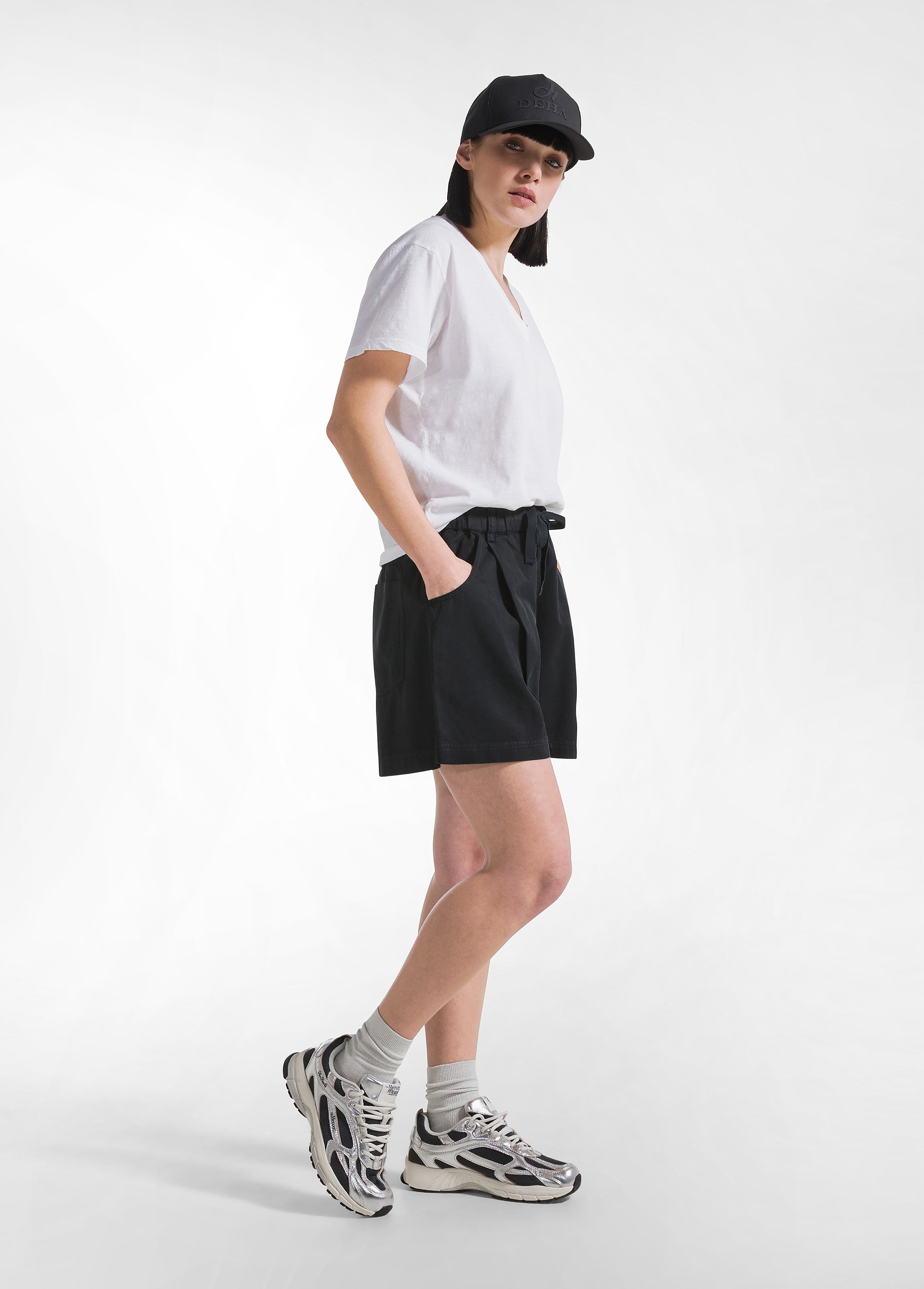 deha-d42515-t-shirt-flamm-scollo-ampio-bianco image 4