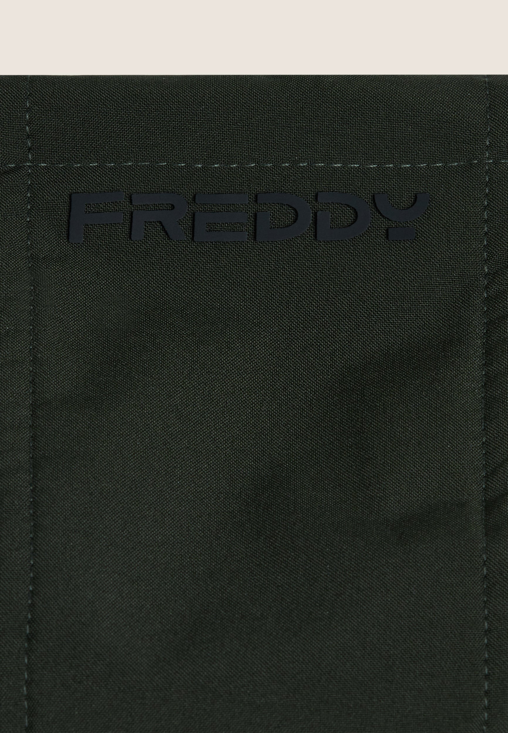 freddy-giacca-uomo-regular-fit-in-nylon-soft-shell-con-cappuccio image 6