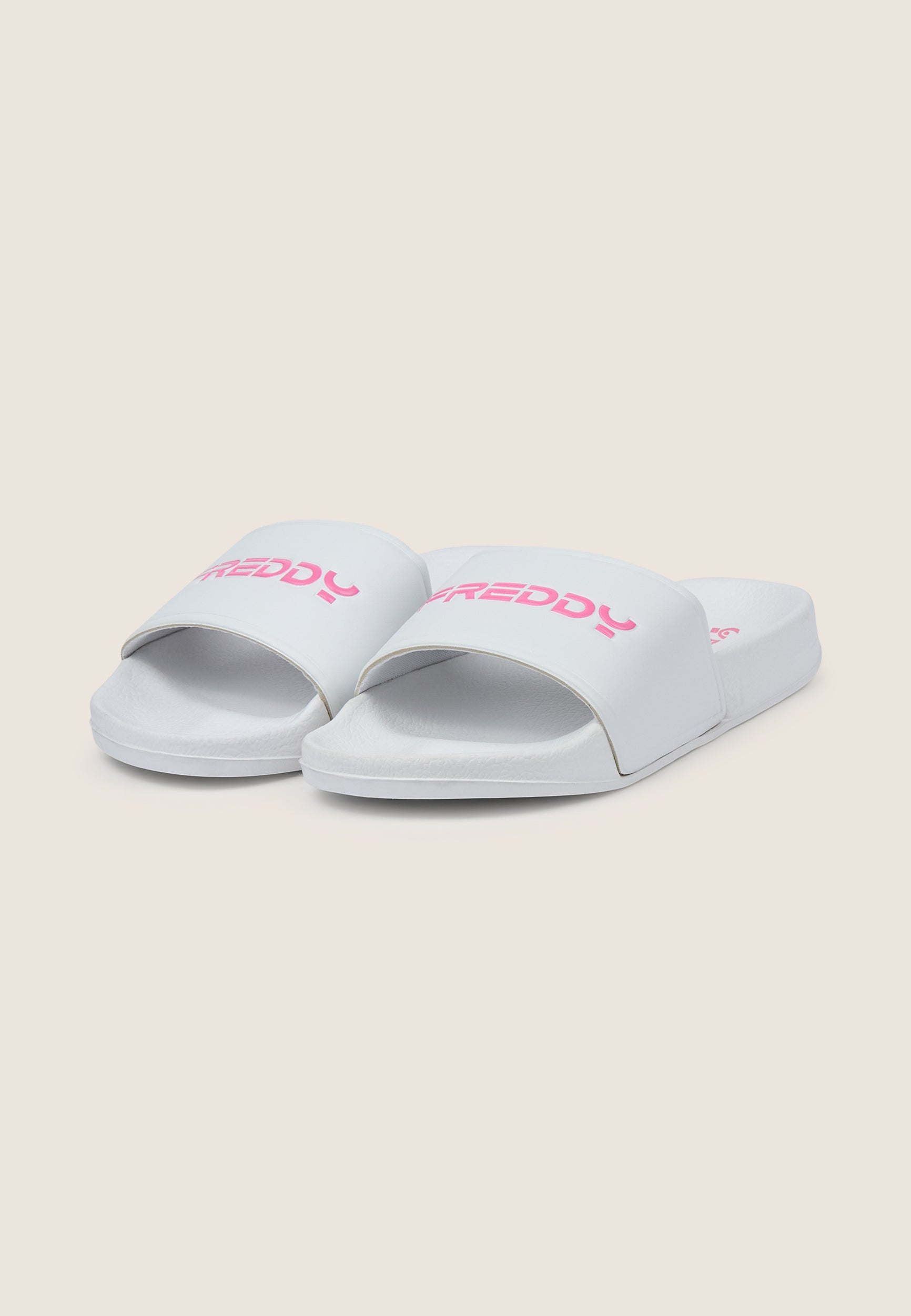 freddy-ciabatte-slider-donna-con-loghi-a-contrasto-e-pianta-sagomata image 5