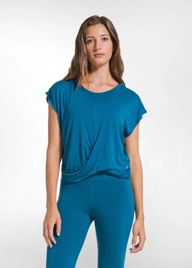 deha-t-shirt-yoga-con-nodo-frontale-verde-d52041 image 1