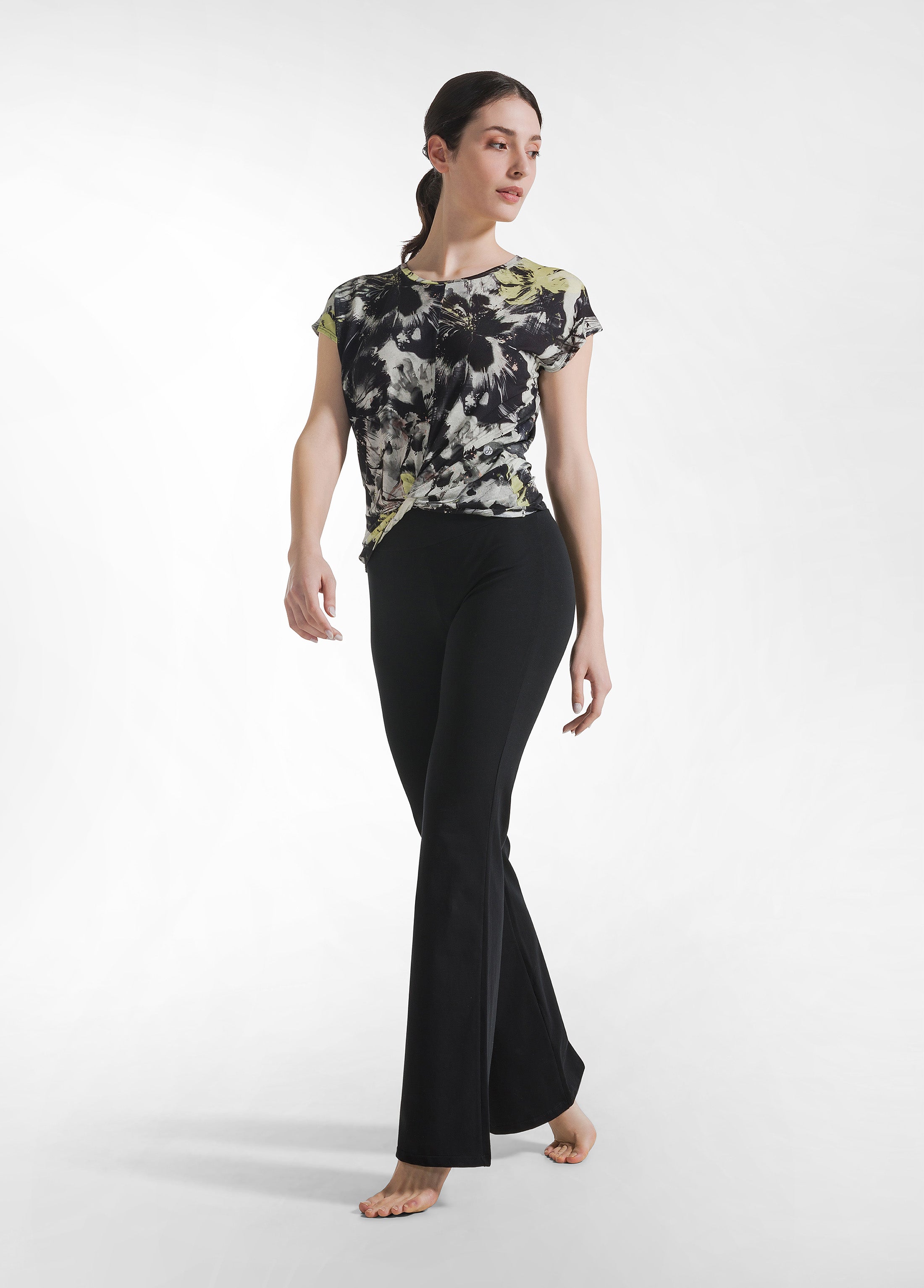 deha-t-shirt-viscosa-stampata-con-nodo-grigia image 4