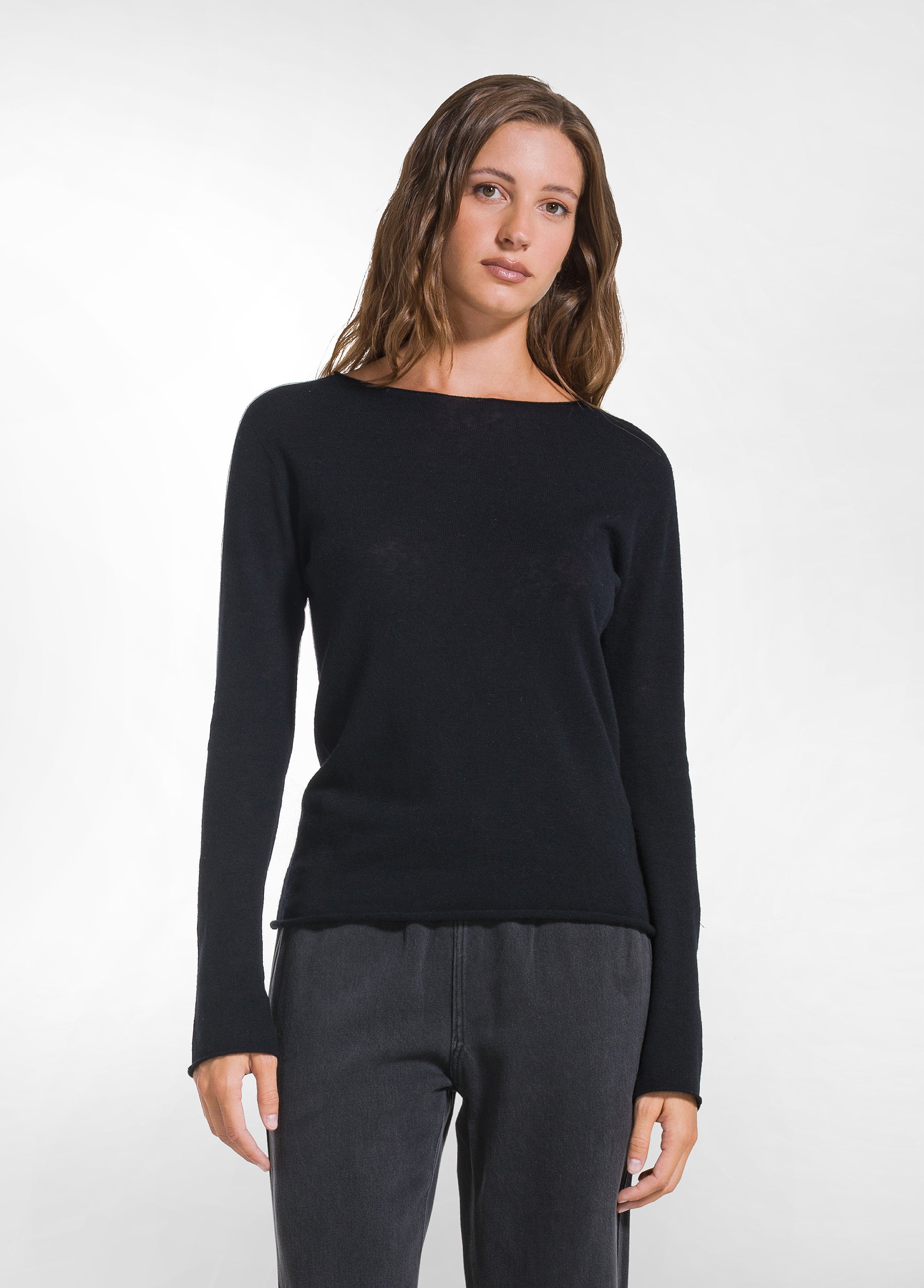 deha-maglia-girocollo-in-lana-leggera-nero-d52712 image 1