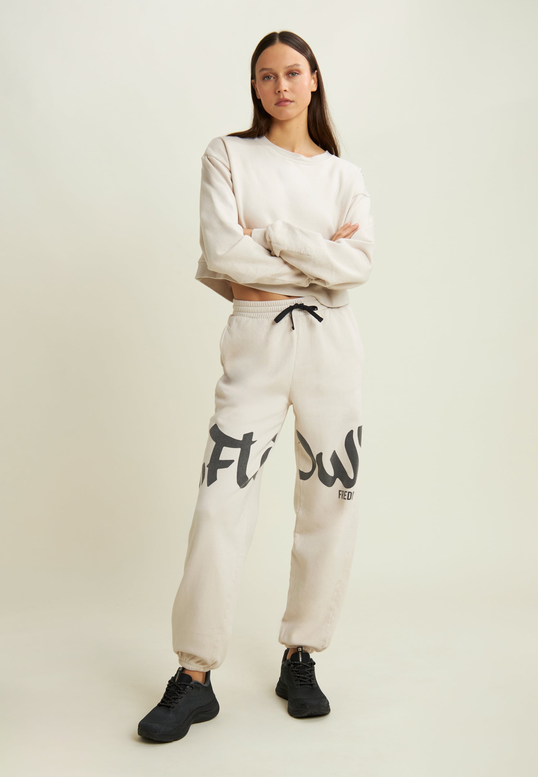 freddy-felpa-oversize-cropped-flow-con-stampa-sulla-spalla image 2