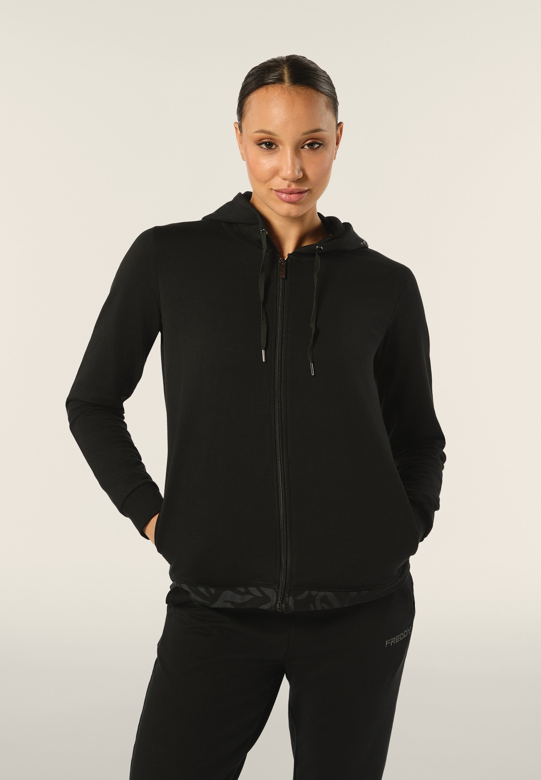 freddy-felpa-comfort-fit-con-zip-e-cappuccio-decorato-da-stampa-floreale image 1