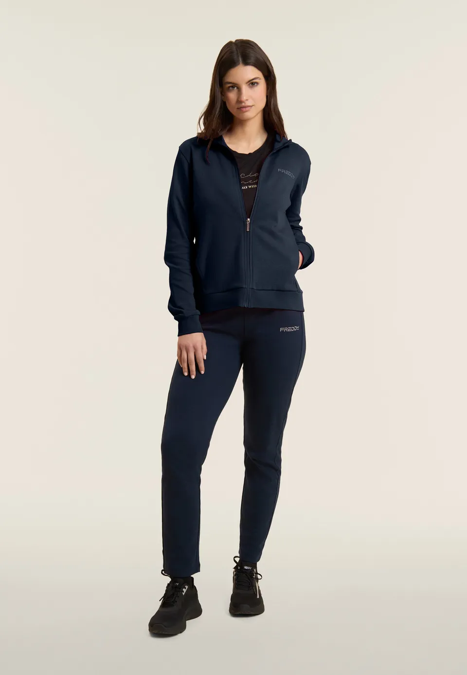 freddy-tuta-donna-con-zip-collo-alto-logo-perline-rosa image 1