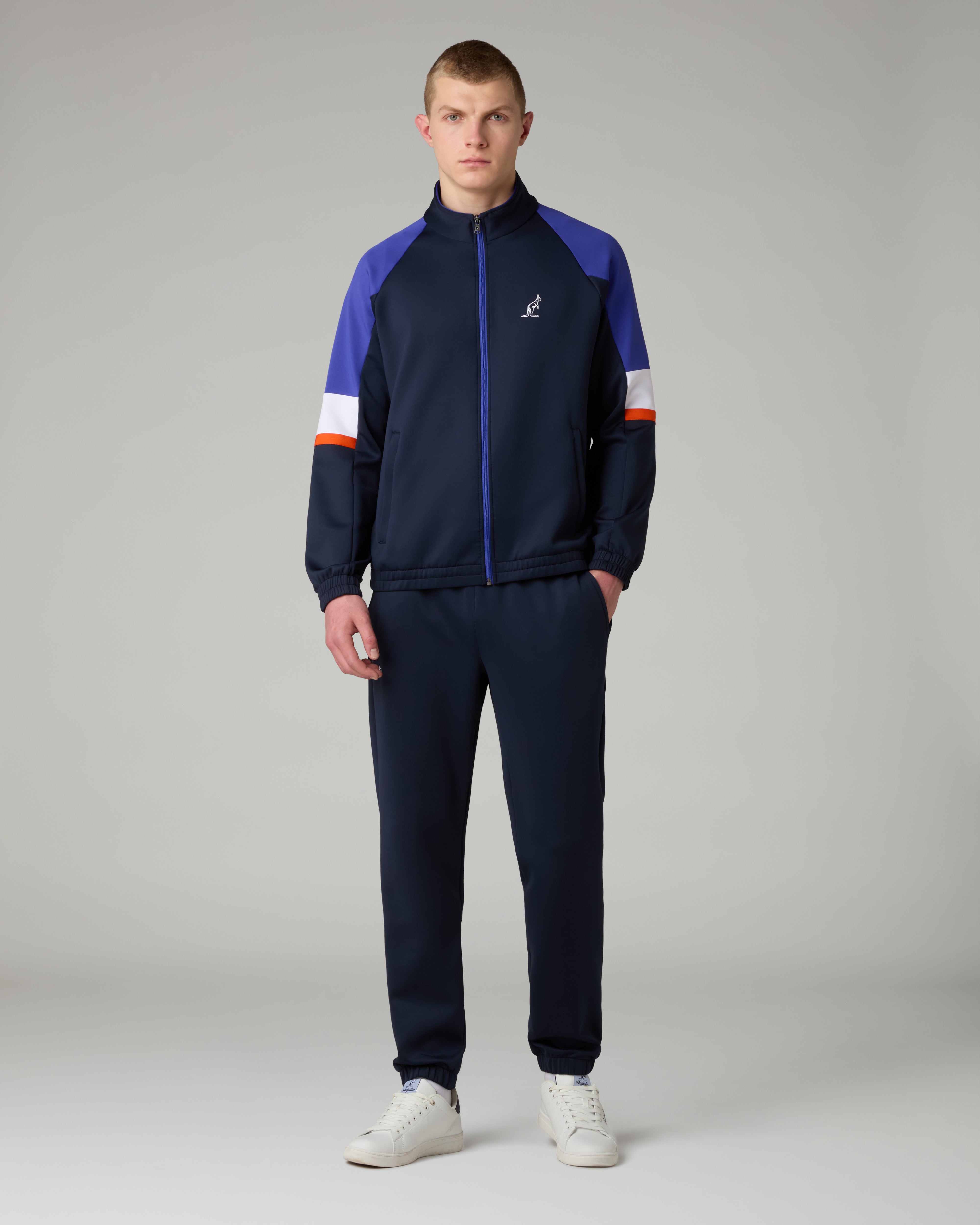 australian-contemporary-tracksuit-tuta-sportiva-completa-in-tessuto-shot-made-in image 1