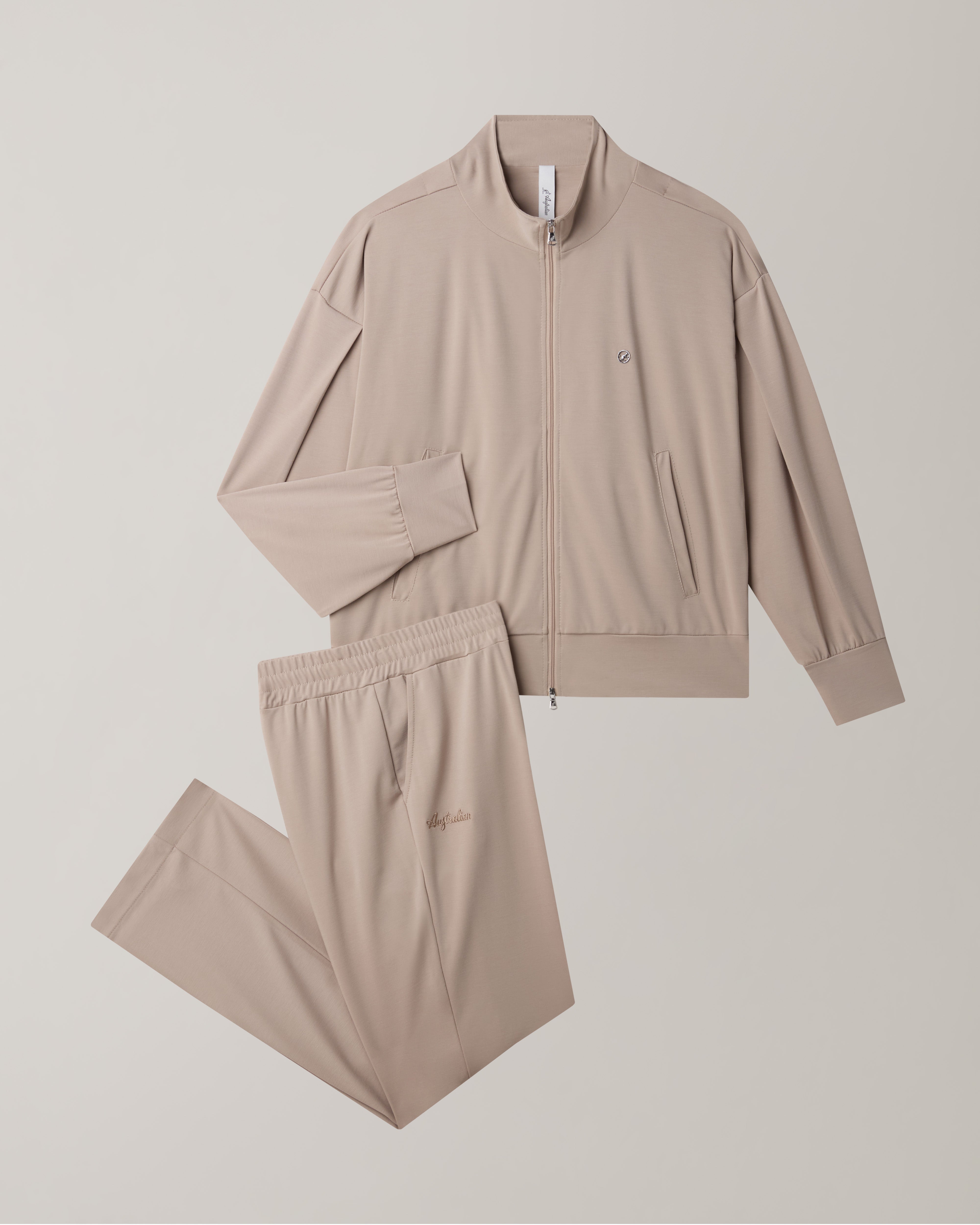 australian-grace-tracksuit-tuta-donna-flow-interlock image 8