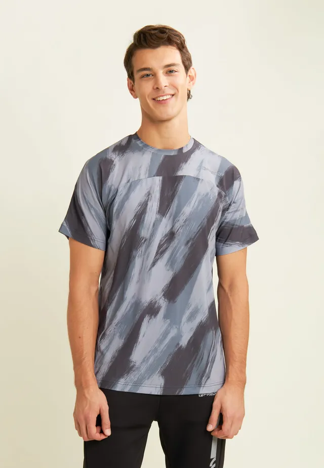 freddy-t-shirt-uomo-slim-tech-stampa-pennellata-manica-corta image 1