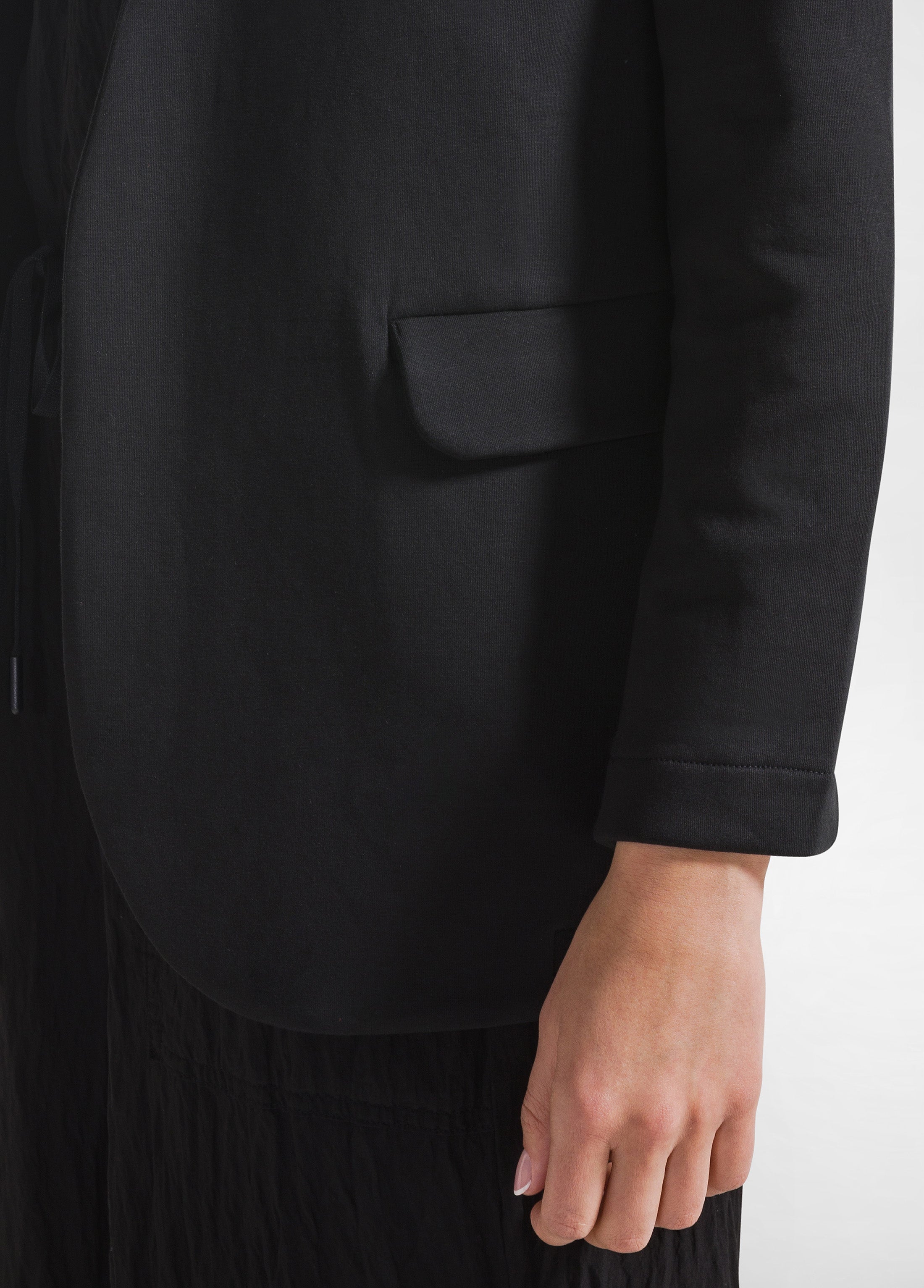 deha-felpa-blazer-in-scuba-di-cotone-aperta-nero image 3