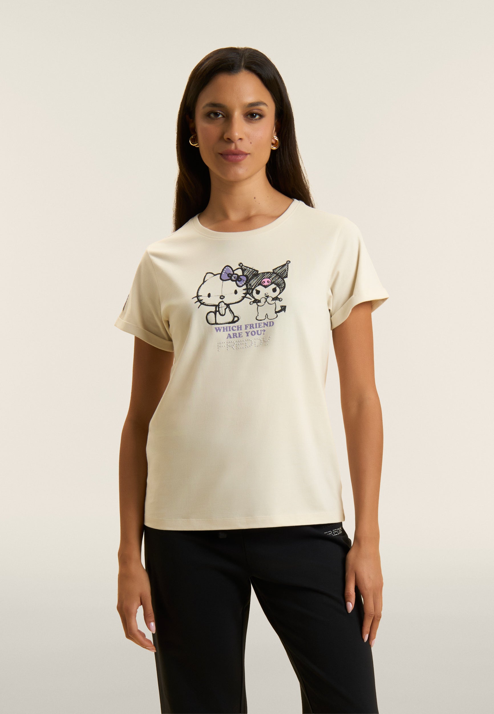 freddy-t-shirt-hello-kitty-kuromi-stampa-frontale-in-cotone image 1