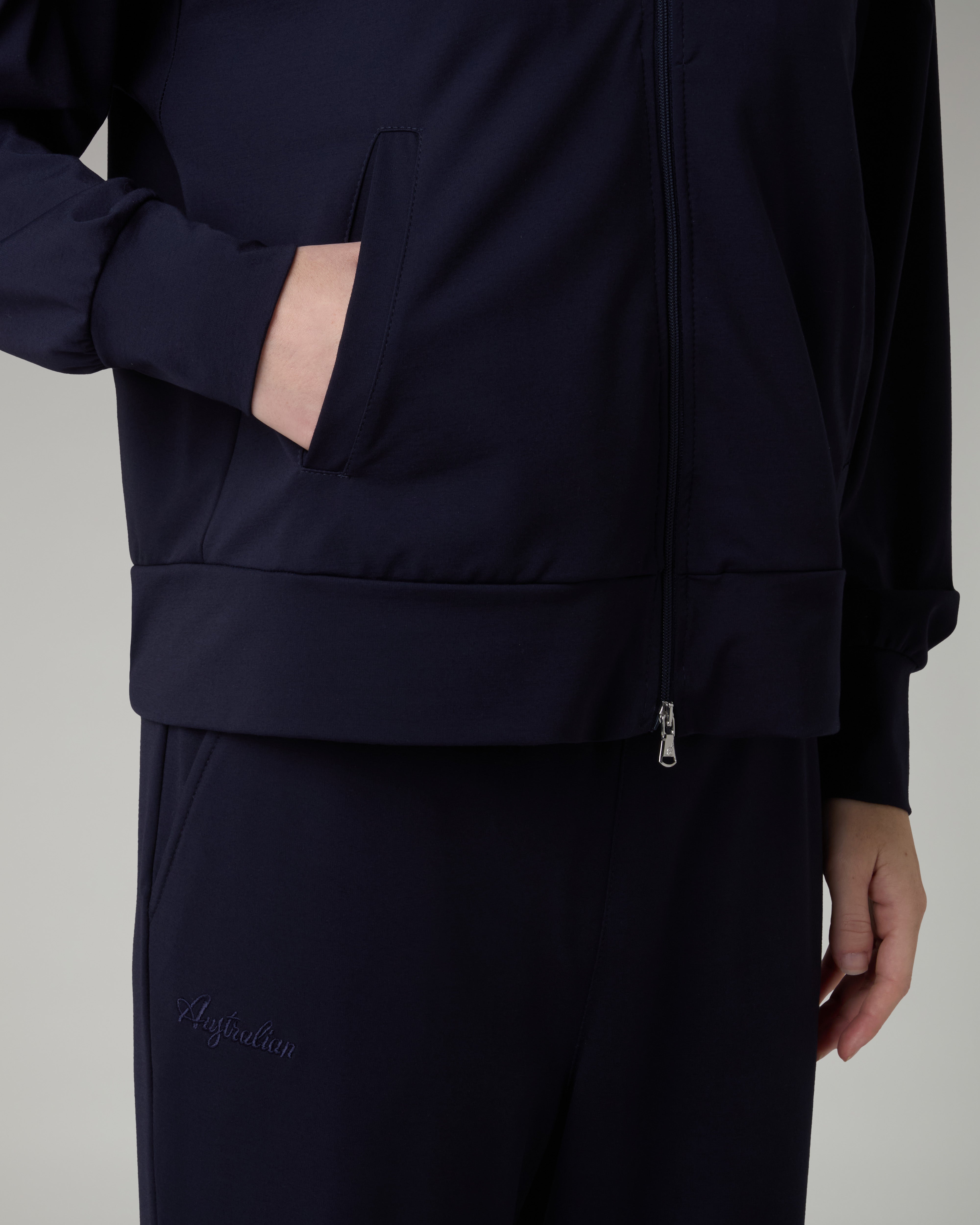 australian-grace-tracksuit-tuta-donna-flow-interlock-eclipse-blue-full-zip image 5